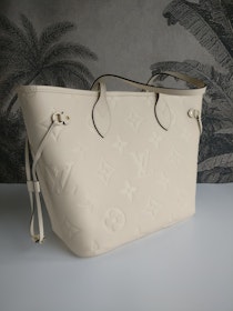 Louis Vuitton Neverfull MM empreinte crème