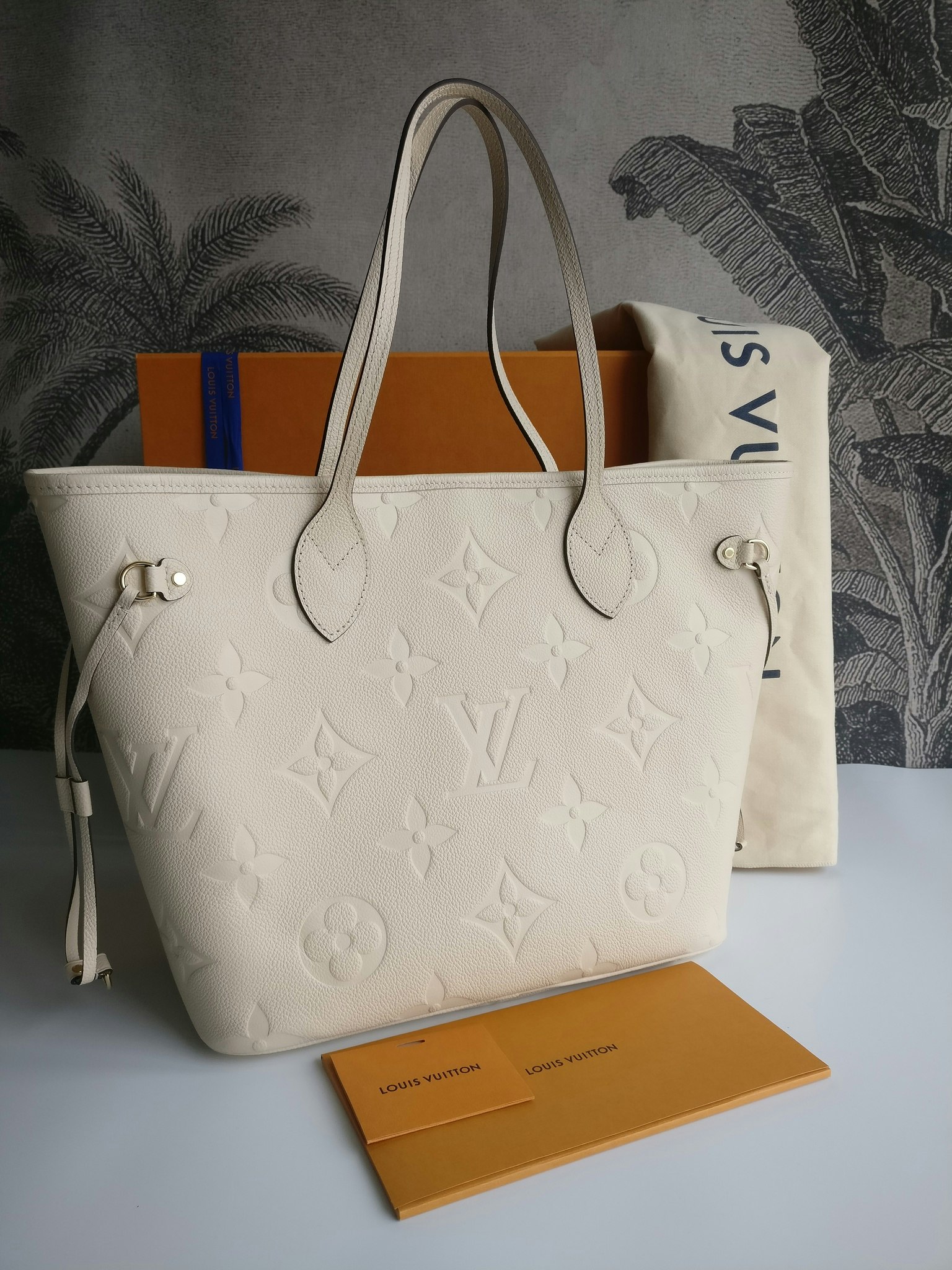 Louis Vuitton Neverfull MM empreinte crème - Good or Bag