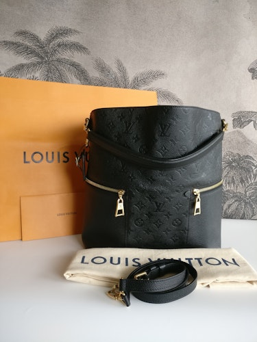 Louis Vuitton Monogram Jeune Fille GM Crossbody Bag 920lv59 – Bagriculture