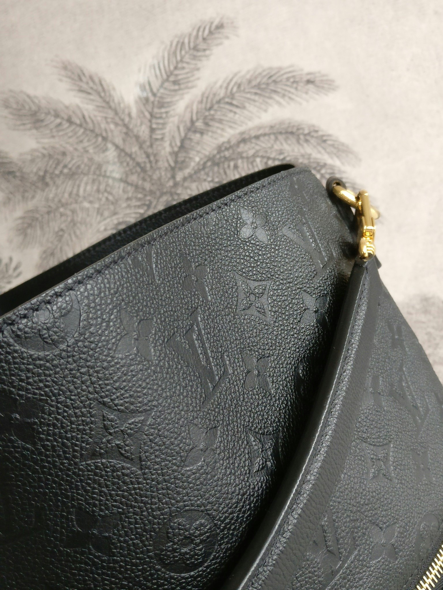 Louis Vuitton Black Glace Monogram Empreinte Leather Melie Bag - Yoogi's  Closet