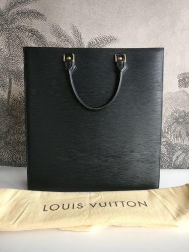 Louis Vuitton Sac Plat black epi