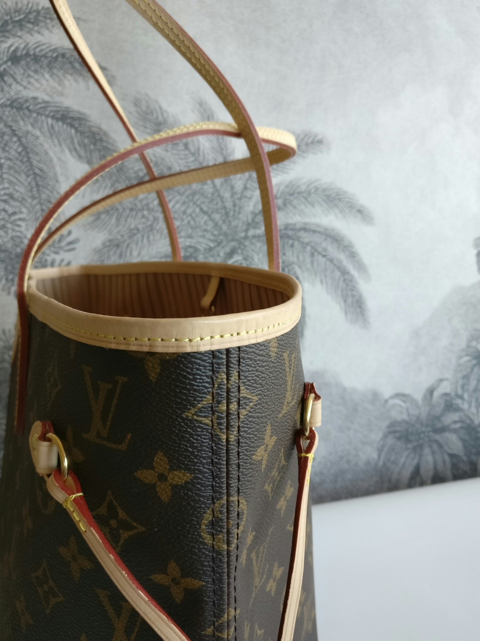 Louis Vuitton Neverfull MM