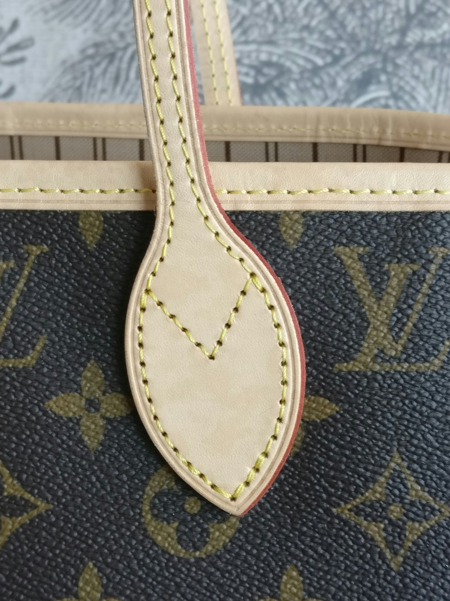 Louis Vuitton Neverfull MM