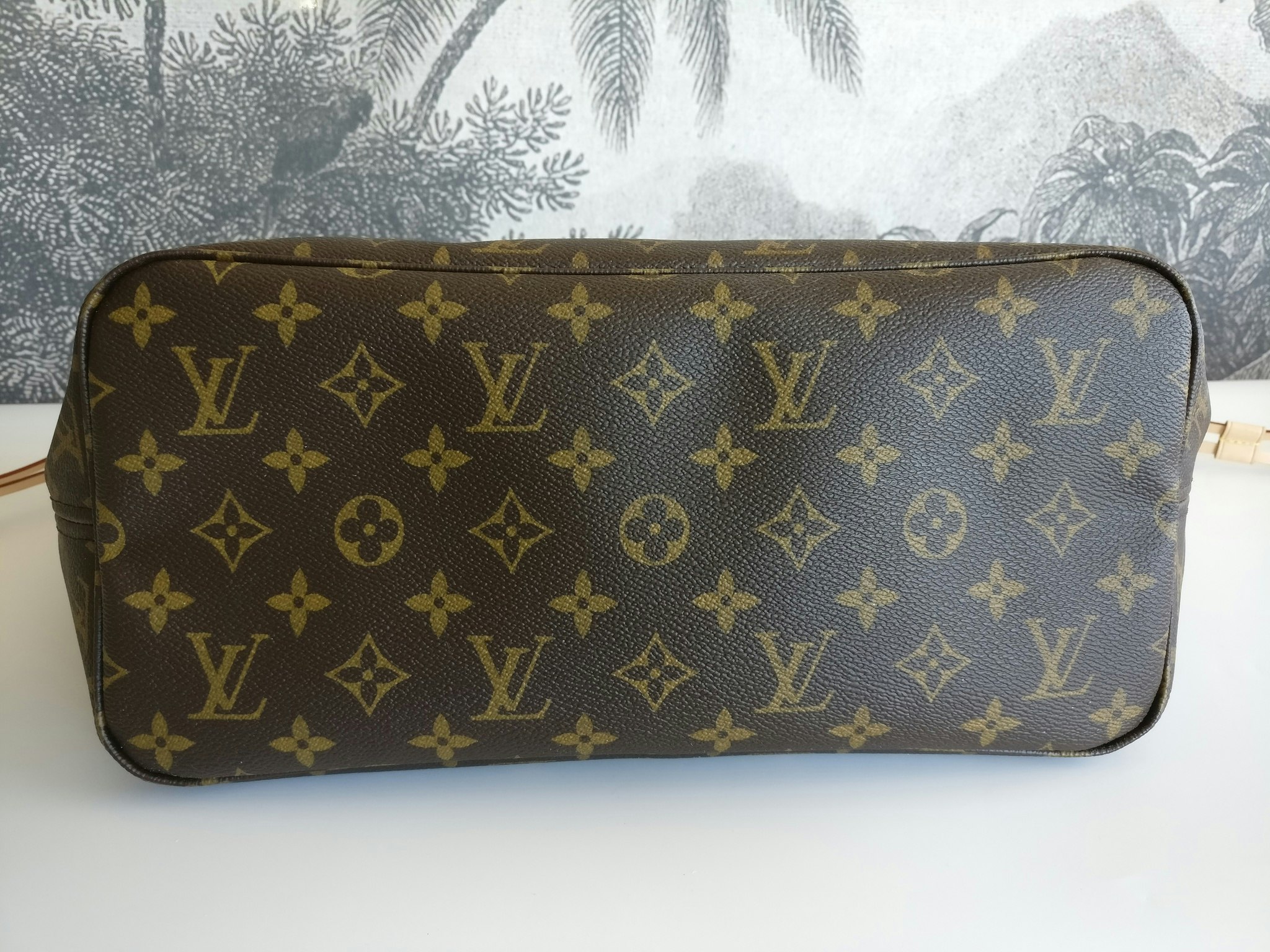 Louis Vuitton Neverfull MM