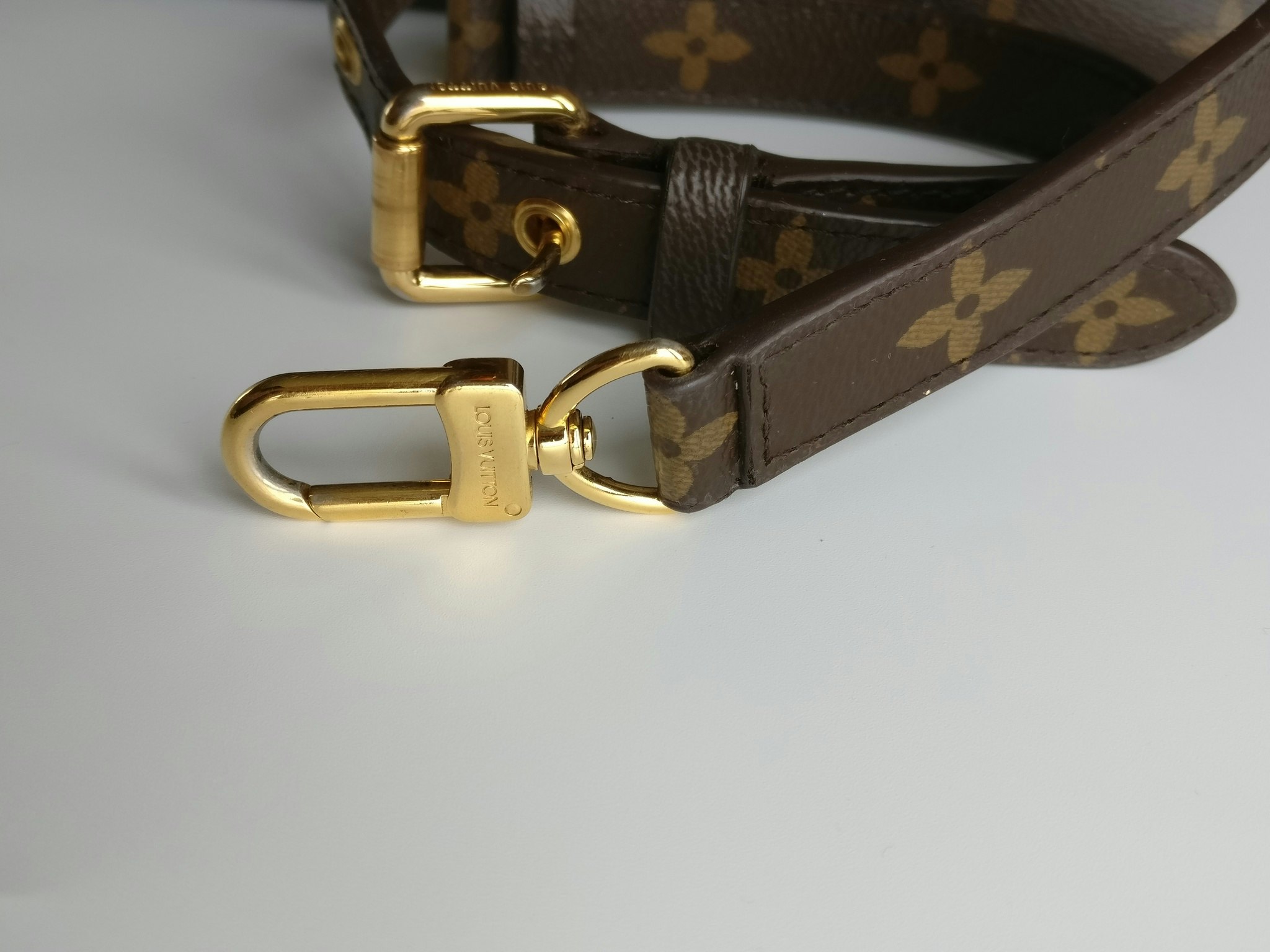 Louis Vuitton Pallas MM tote