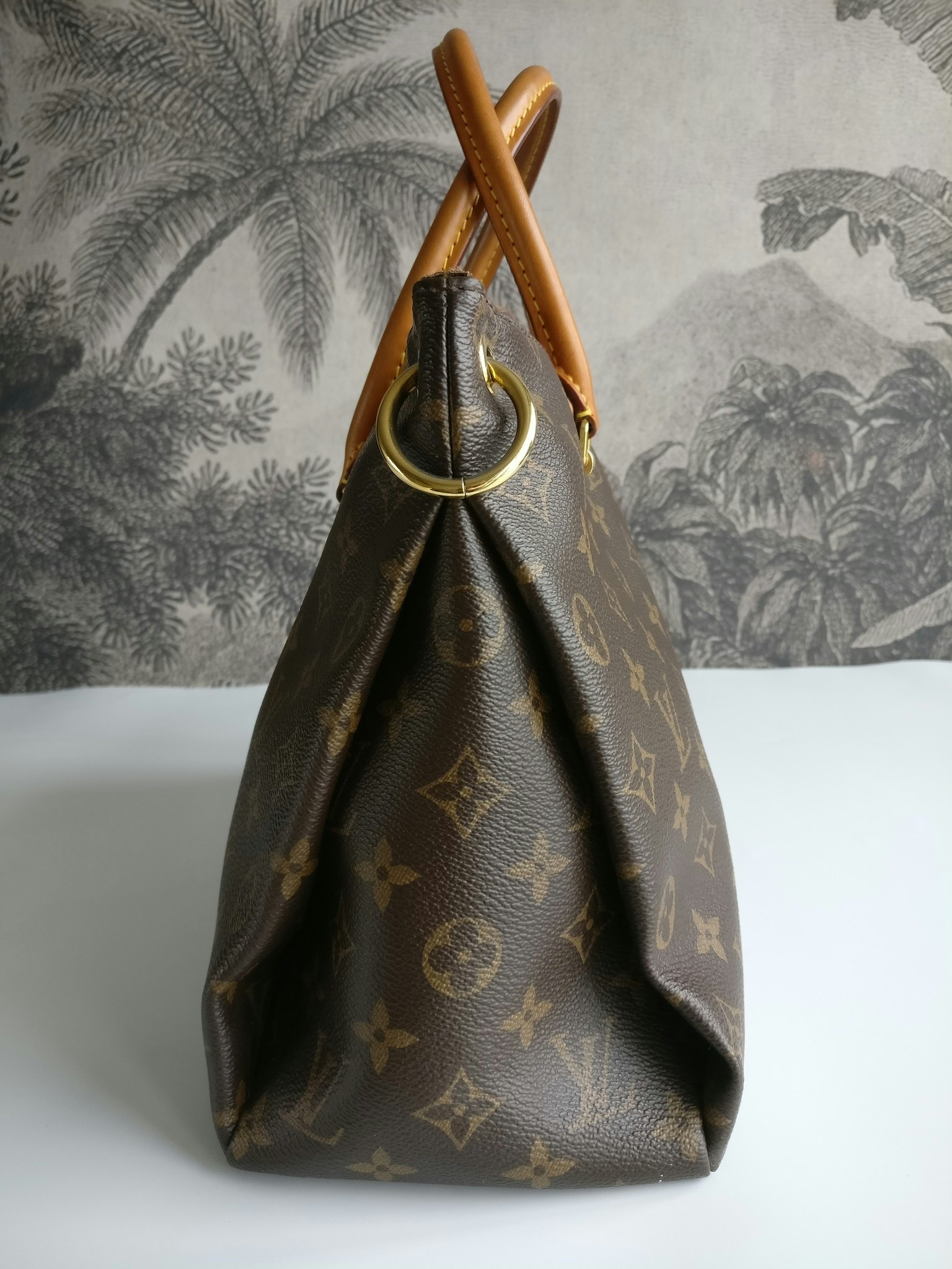 Louis Vuitton Pallas MM tote