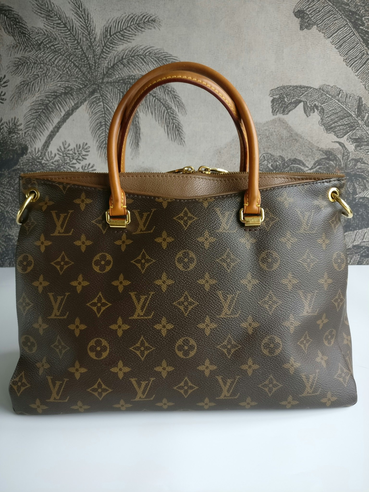 Louis Vuitton Pallas MM tote