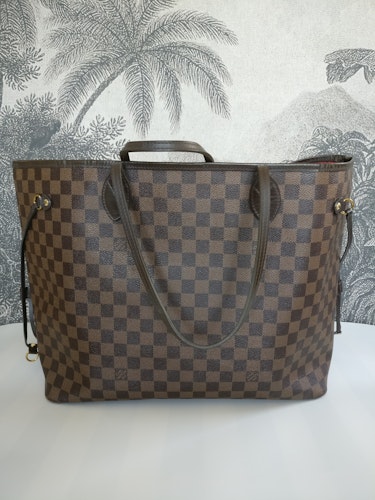Louis Vuitton Limited Edition Neverfull MM with Strap – Closet