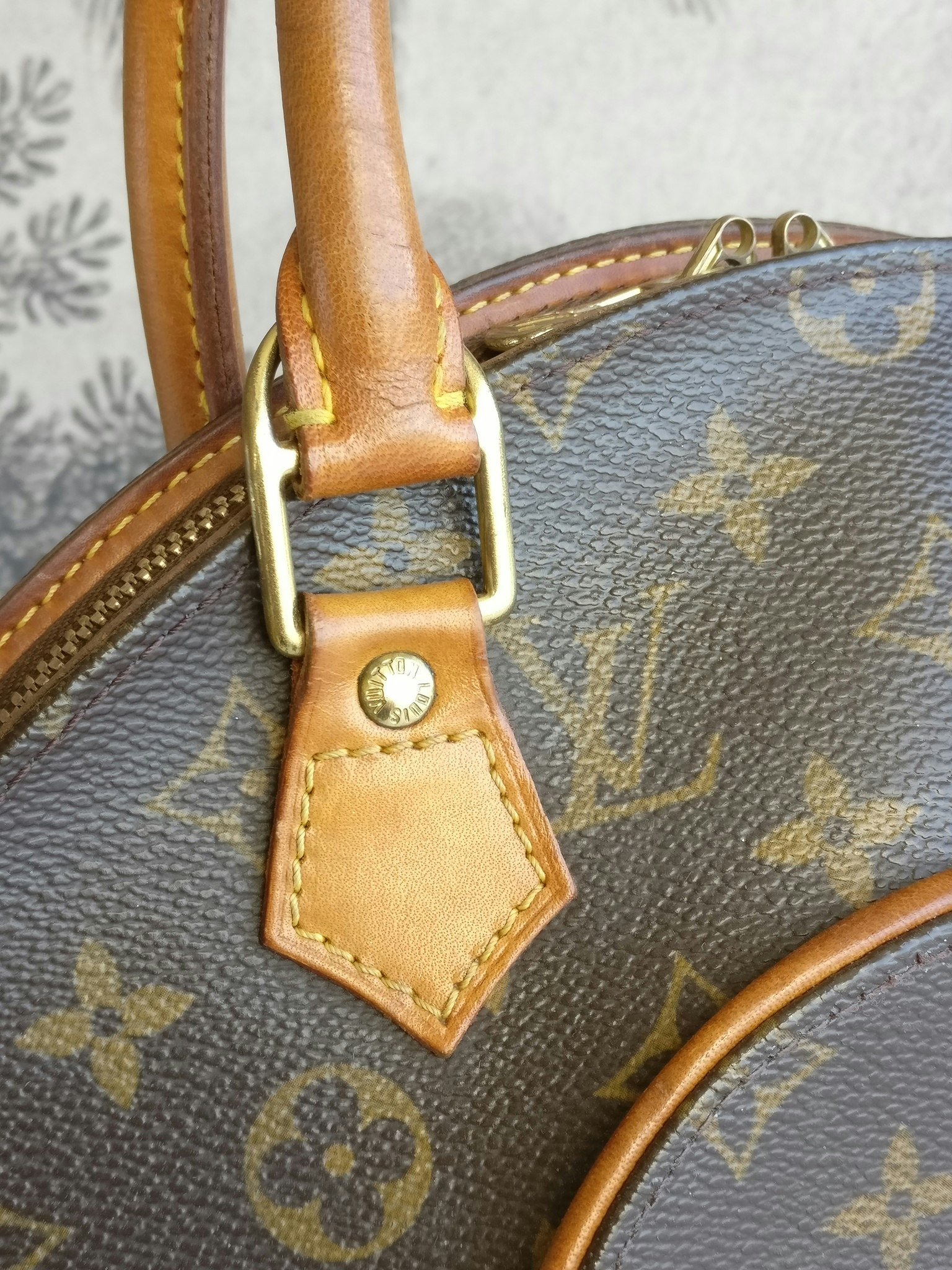 Louis Vuitton Ellipse PM