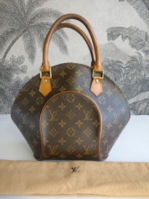 Louis Vuitton Ellipse PM