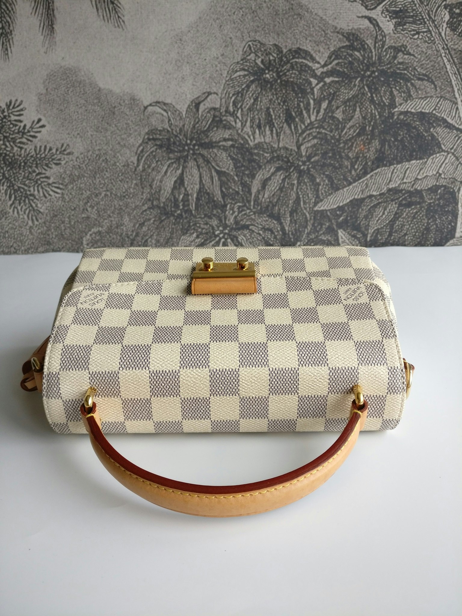 Louis Vuitton LV Croisette damier azur Beige Leather ref.503980 - Joli  Closet