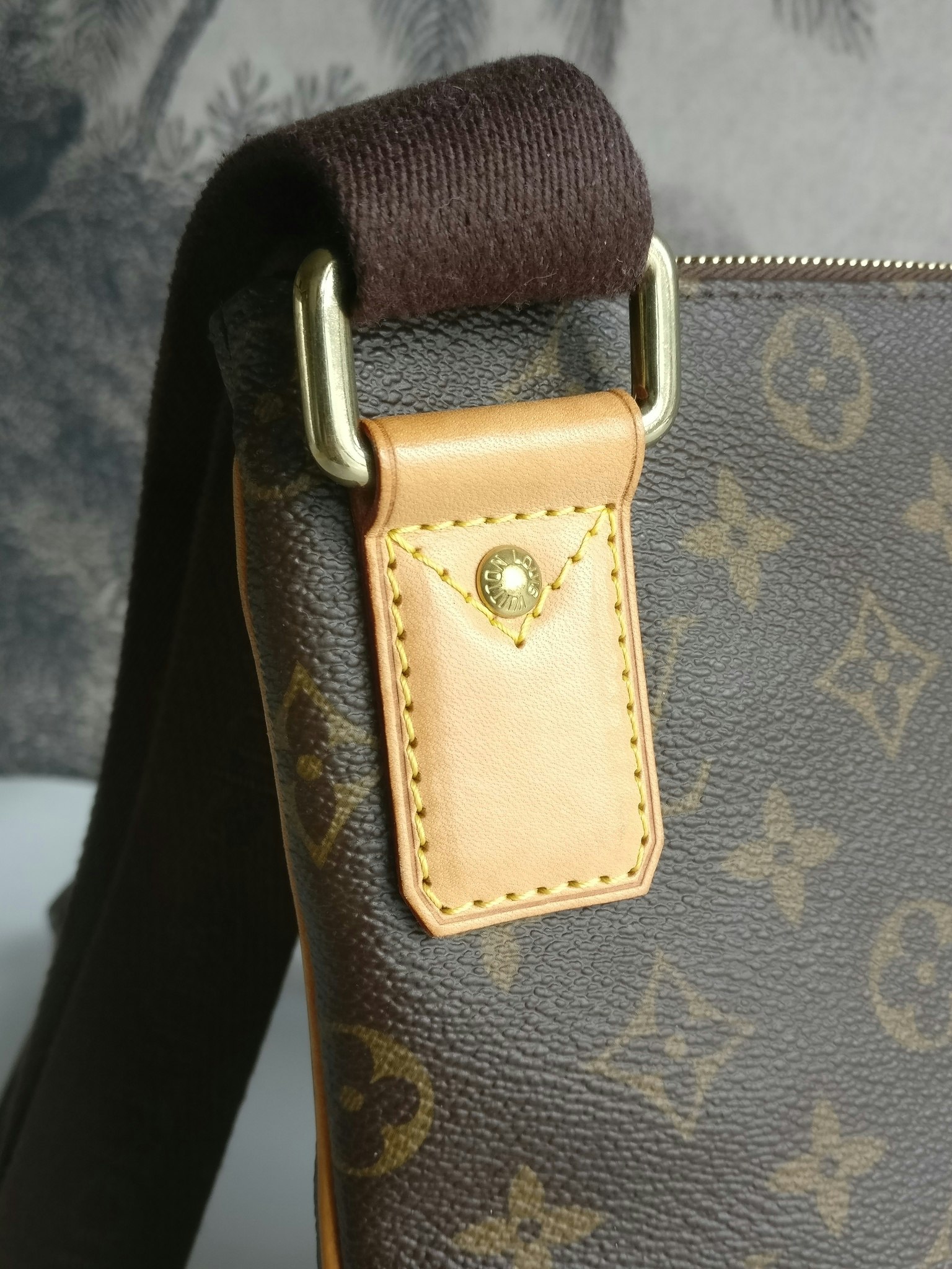 Louis Vuitton Pochette Valmy