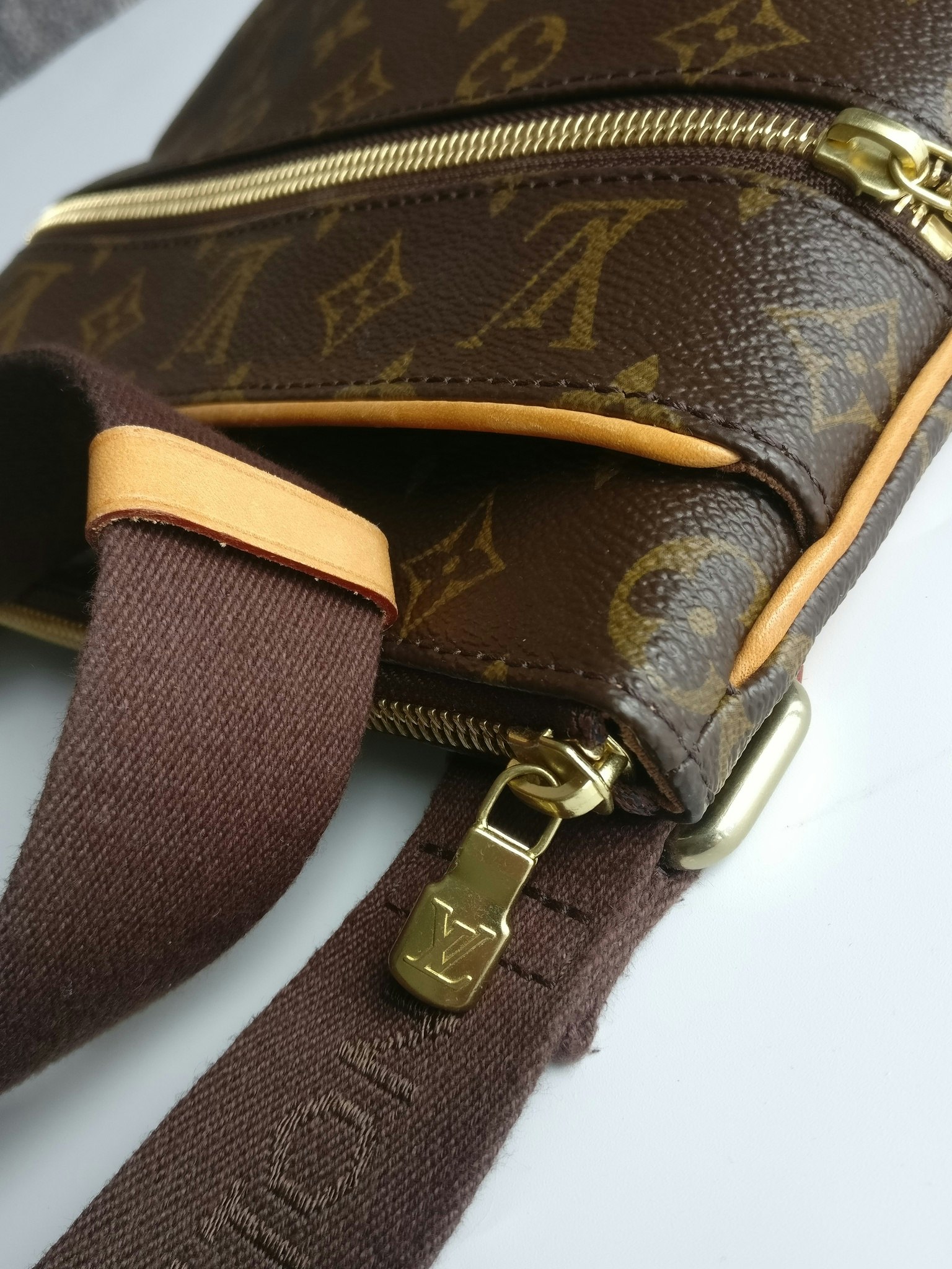 Louis Vuitton Pochette Valmy