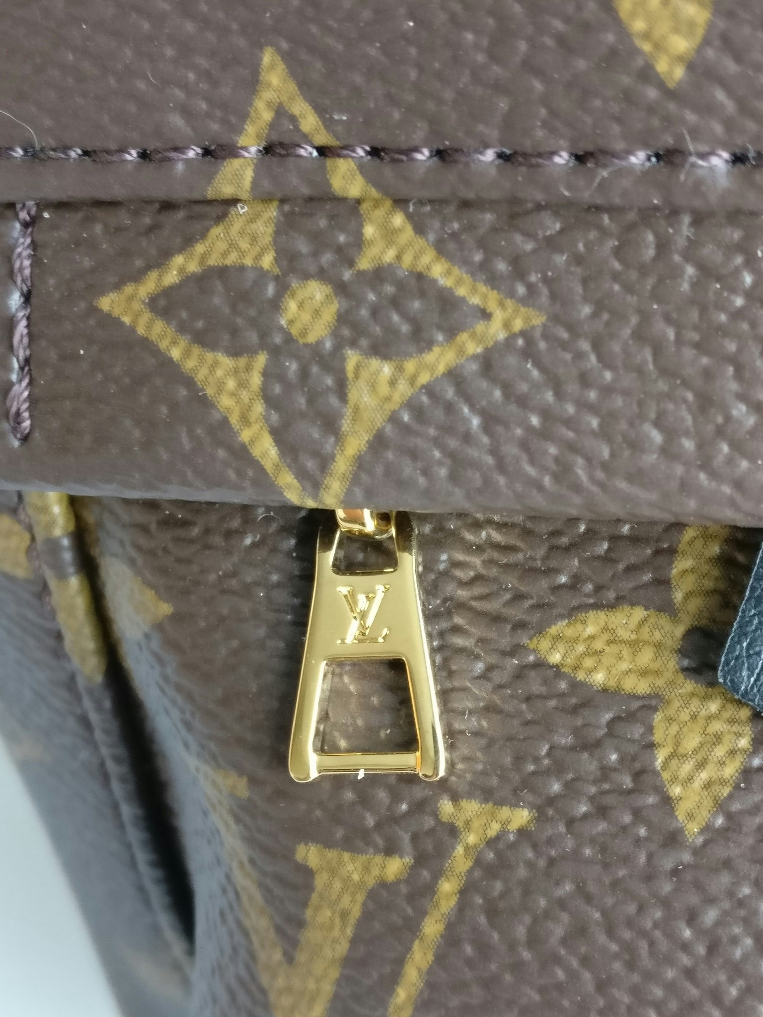 Louis Vuitton Palm Springs Mini