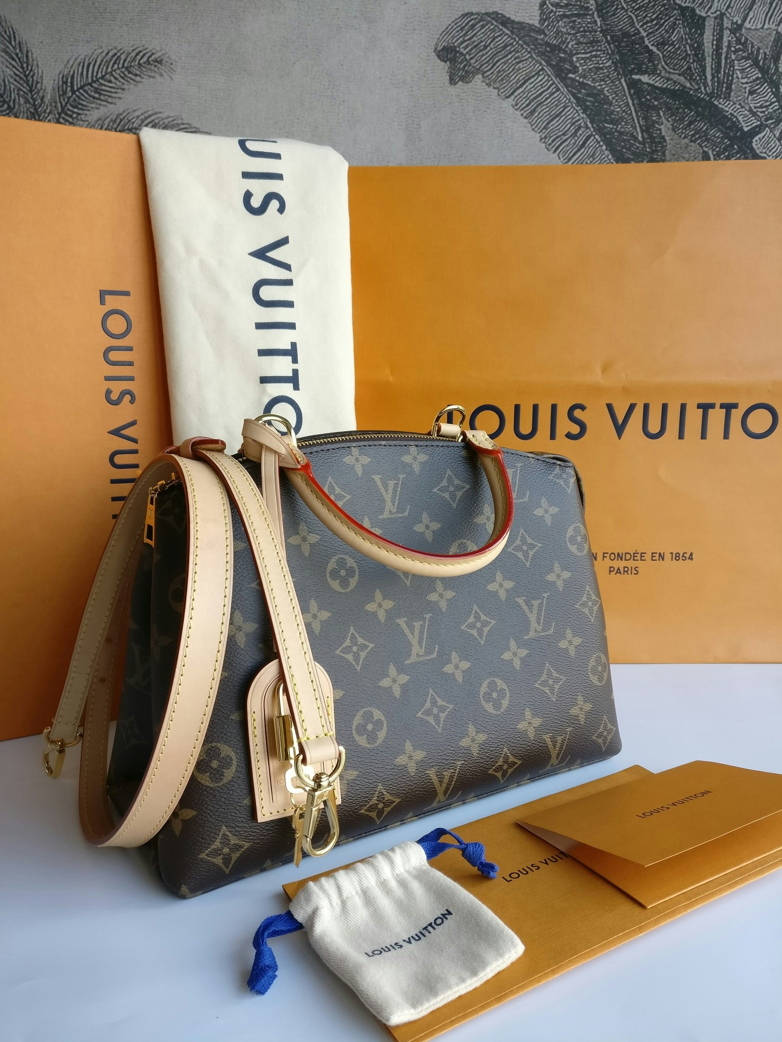 Louis Vuitton Petit Palais - Good or Bag