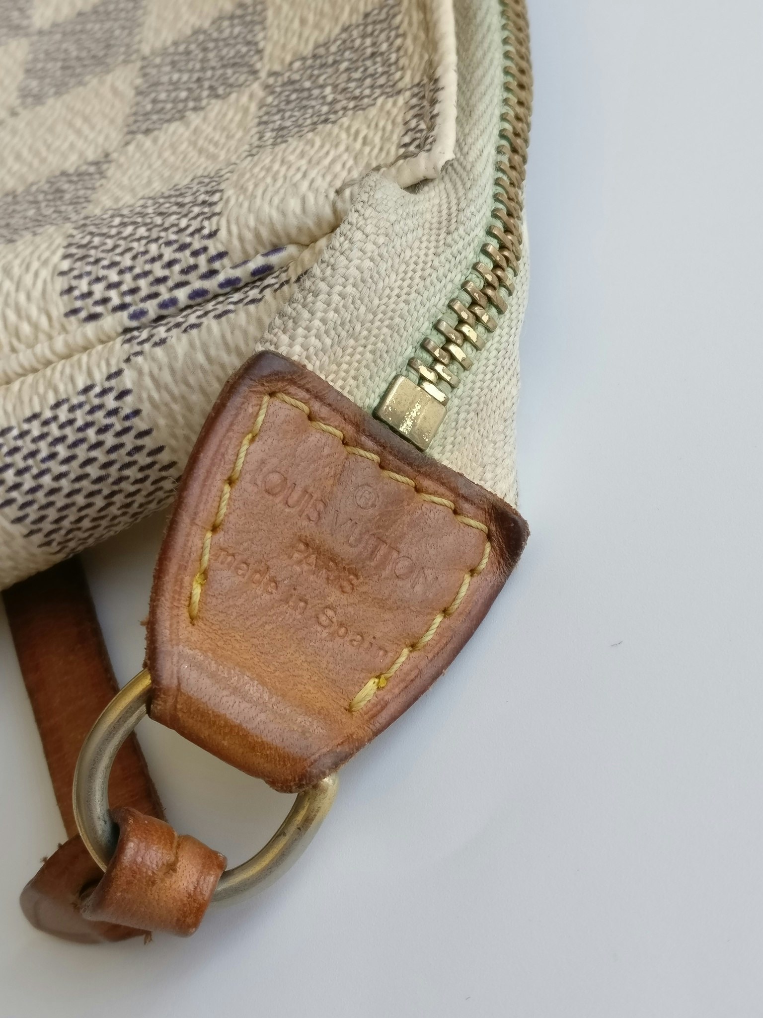 Louis Vuitton Pochette Accessoires damier azur