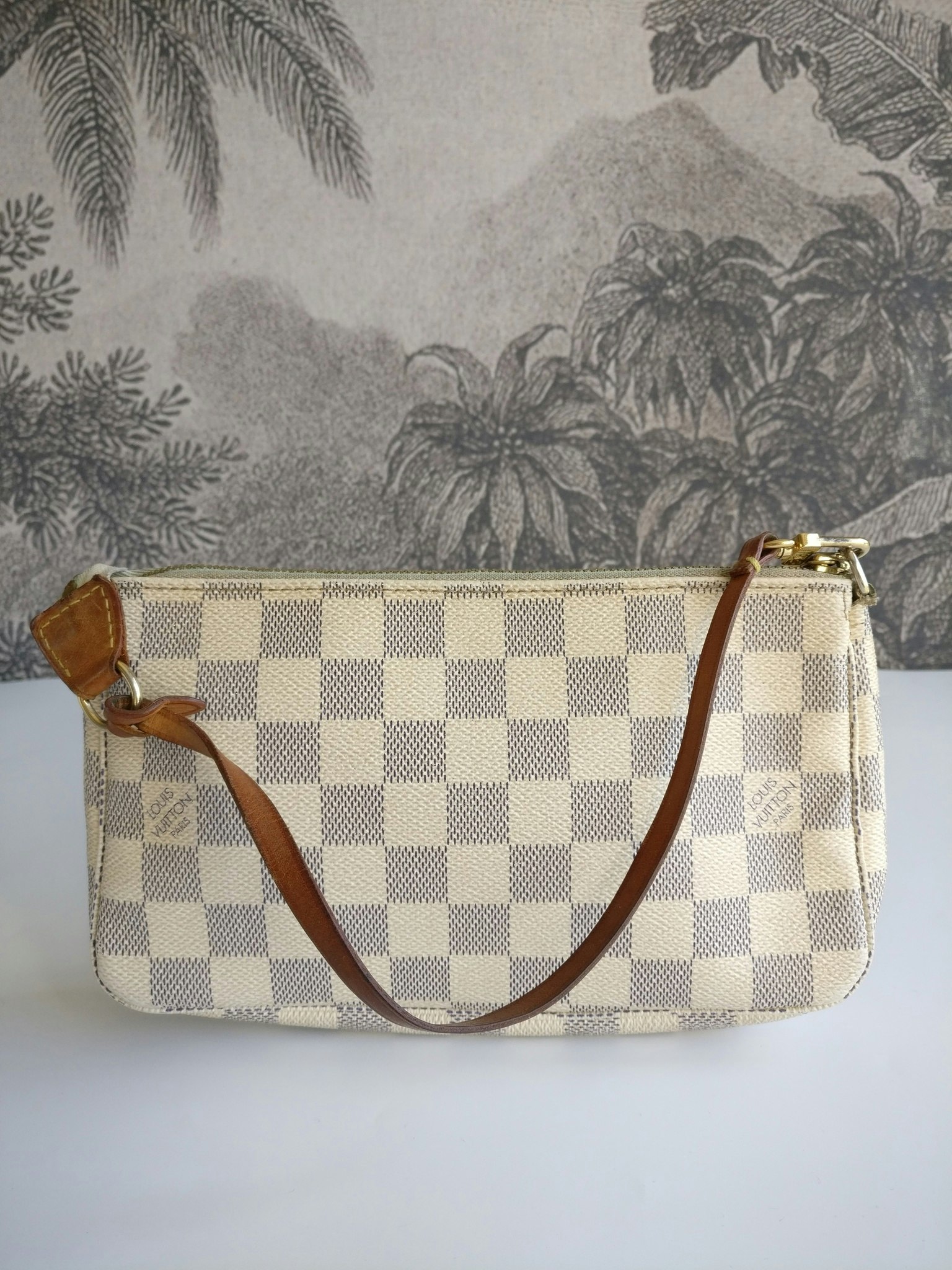 Louis Vuitton Pochette Accessoires damier azur