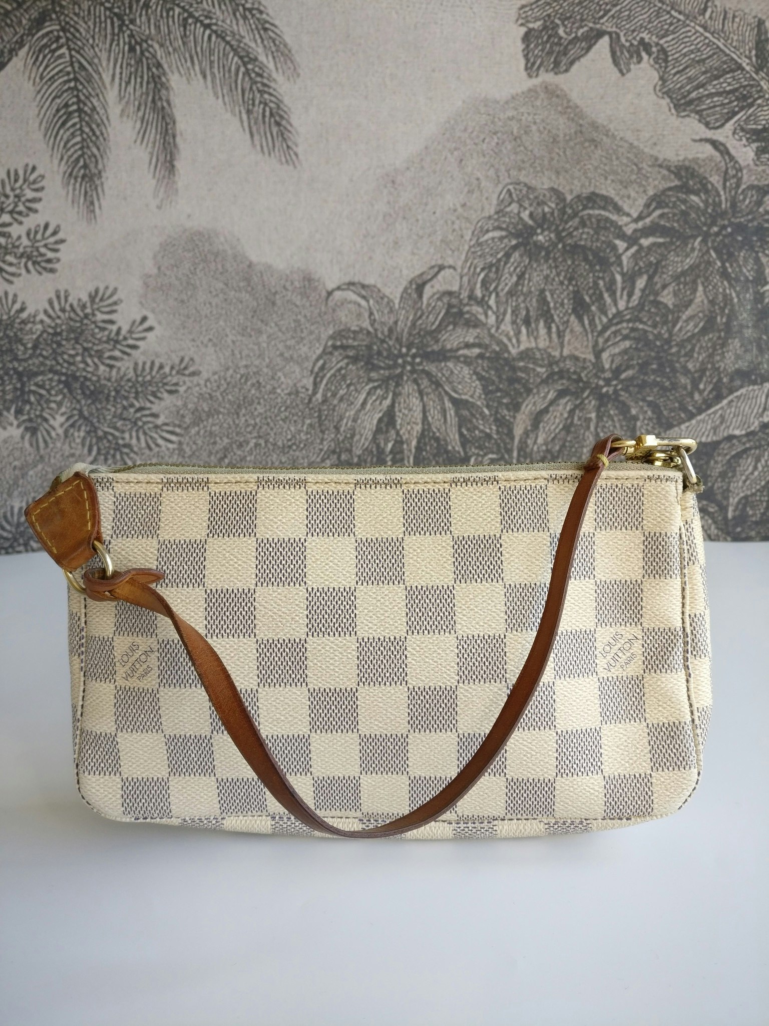 Louis Vuitton Pochette Accessoires damier azur