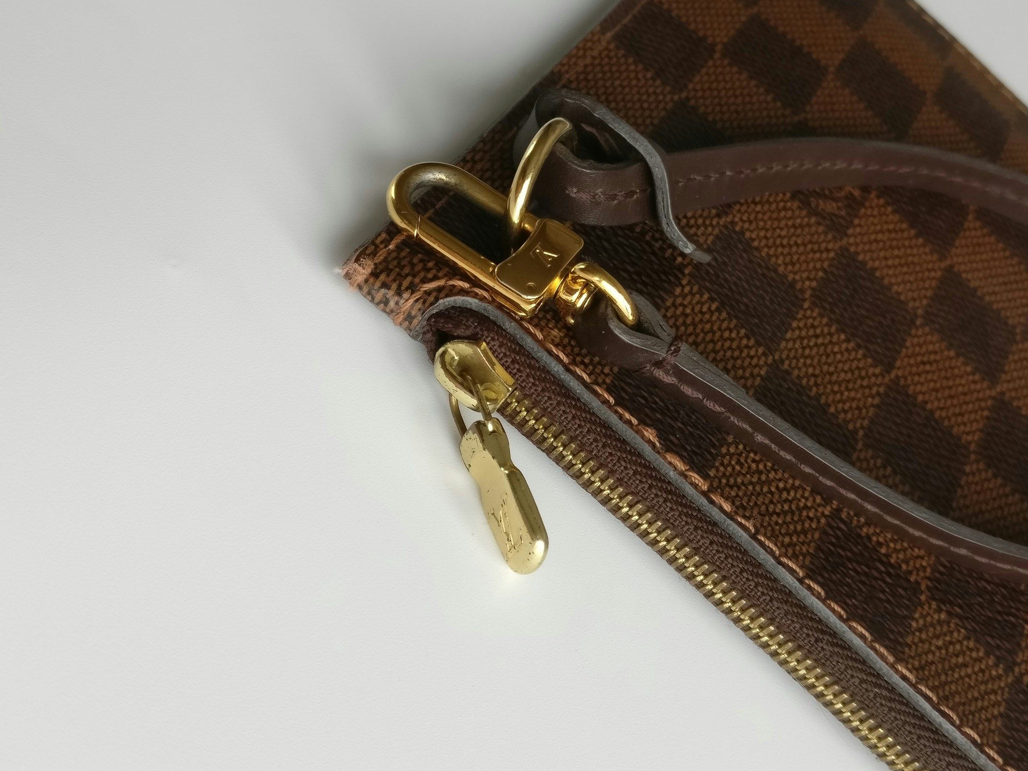 Louis Vuitton Neverfull MM pochette damier ebene