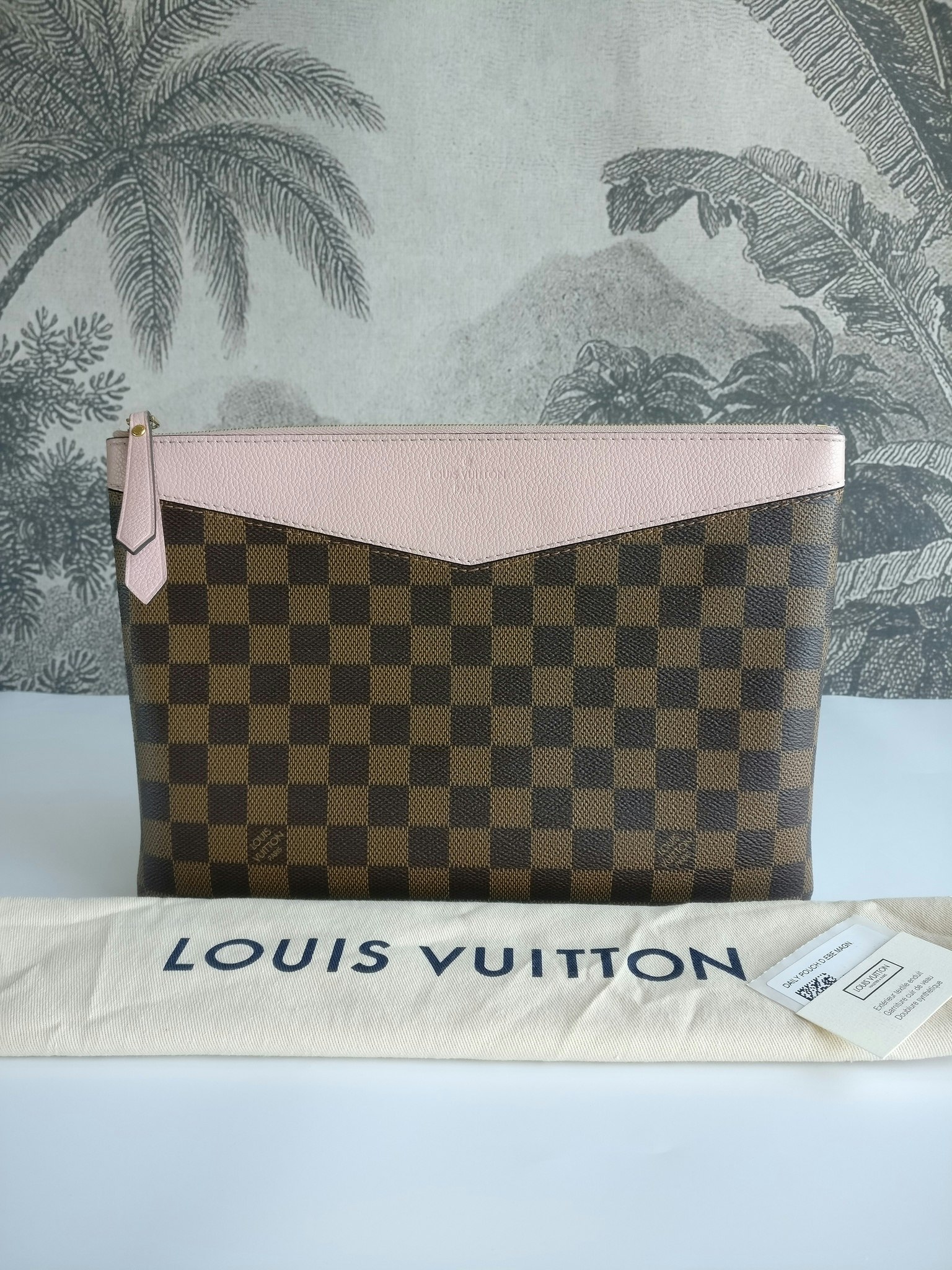 Louis Vuitton Daily Pouch damier ebene - Good or Bag