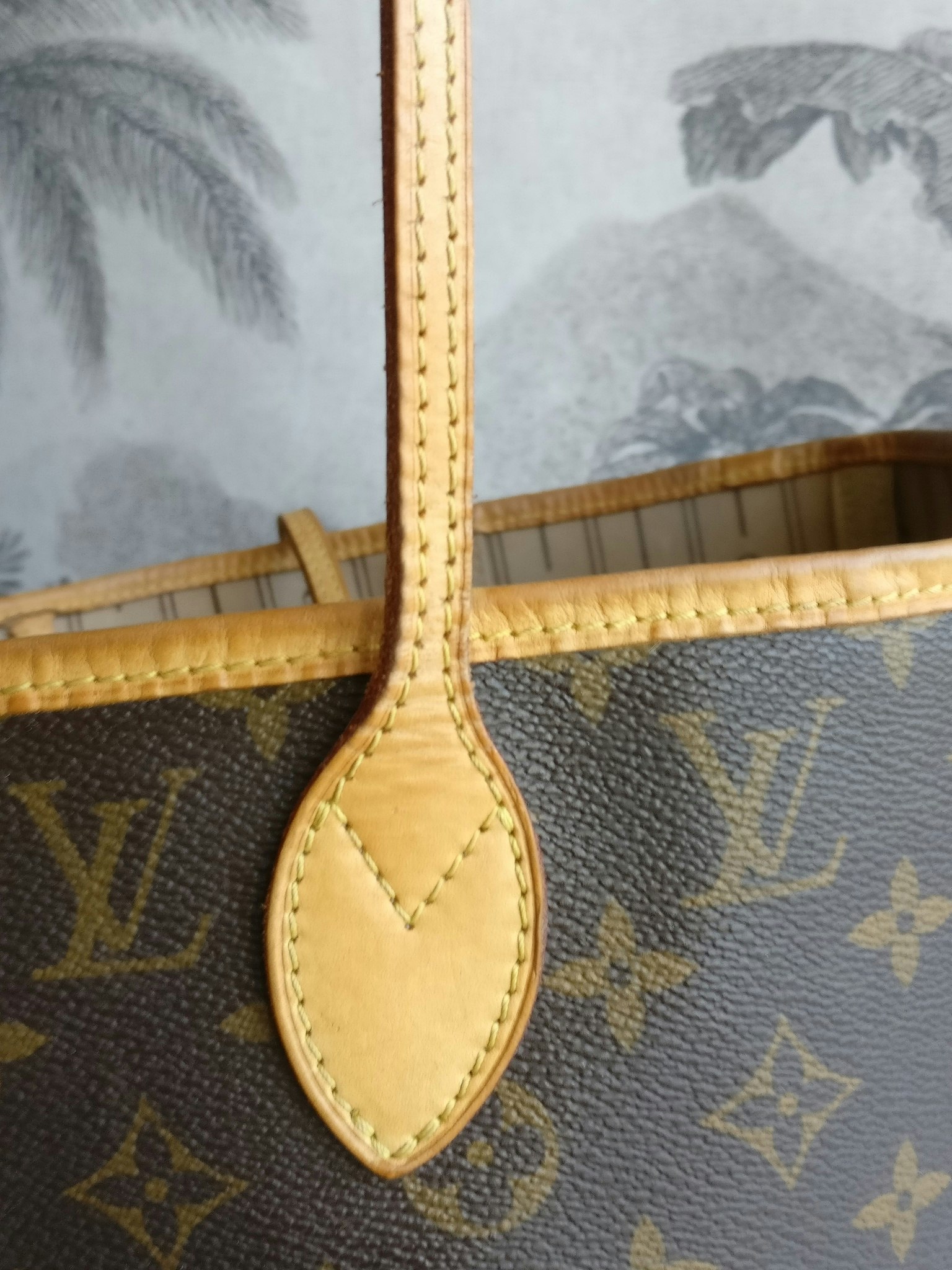 Louis Vuitton Neverfull MM