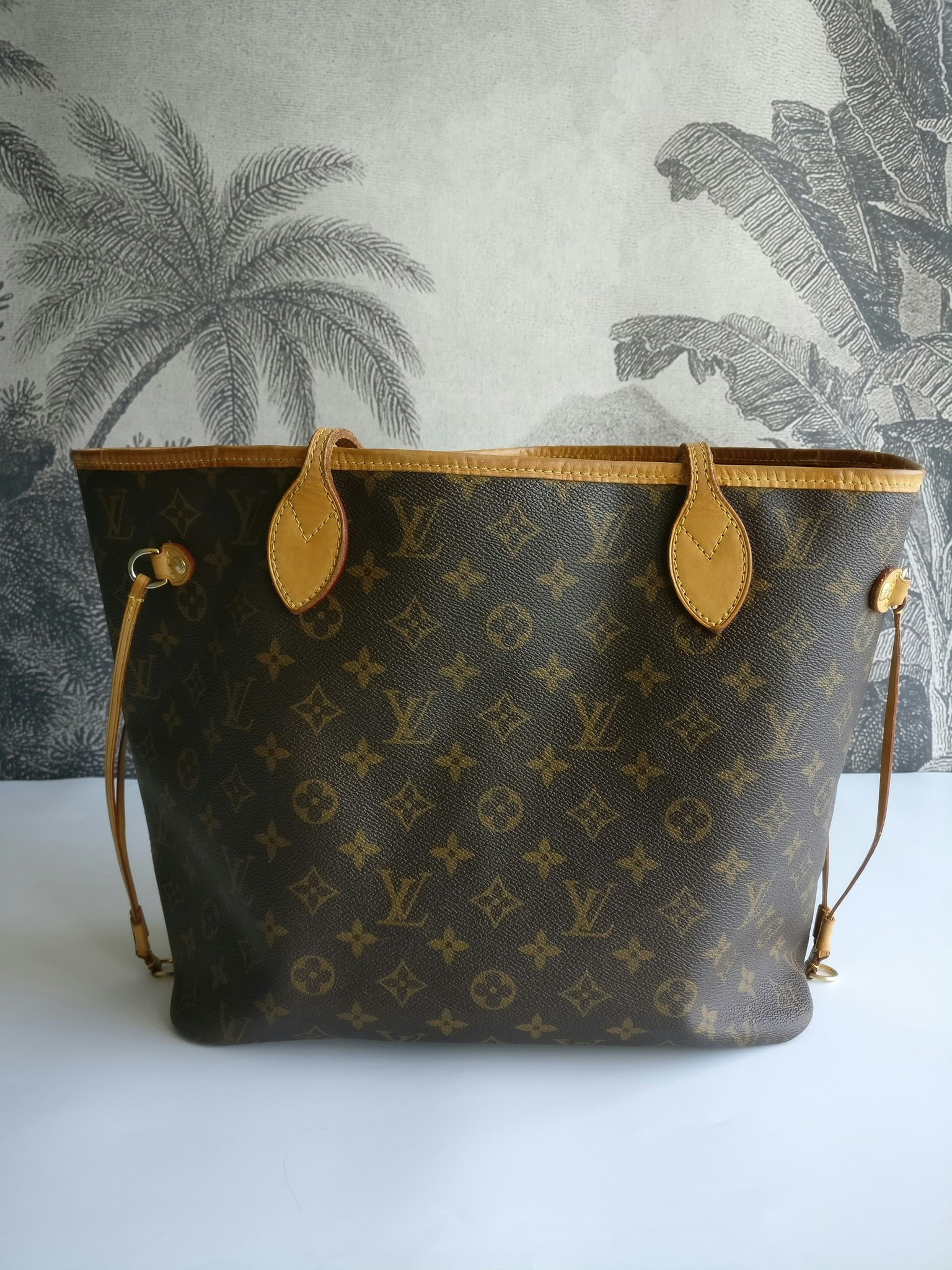 Louis Vuitton Neverfull MM