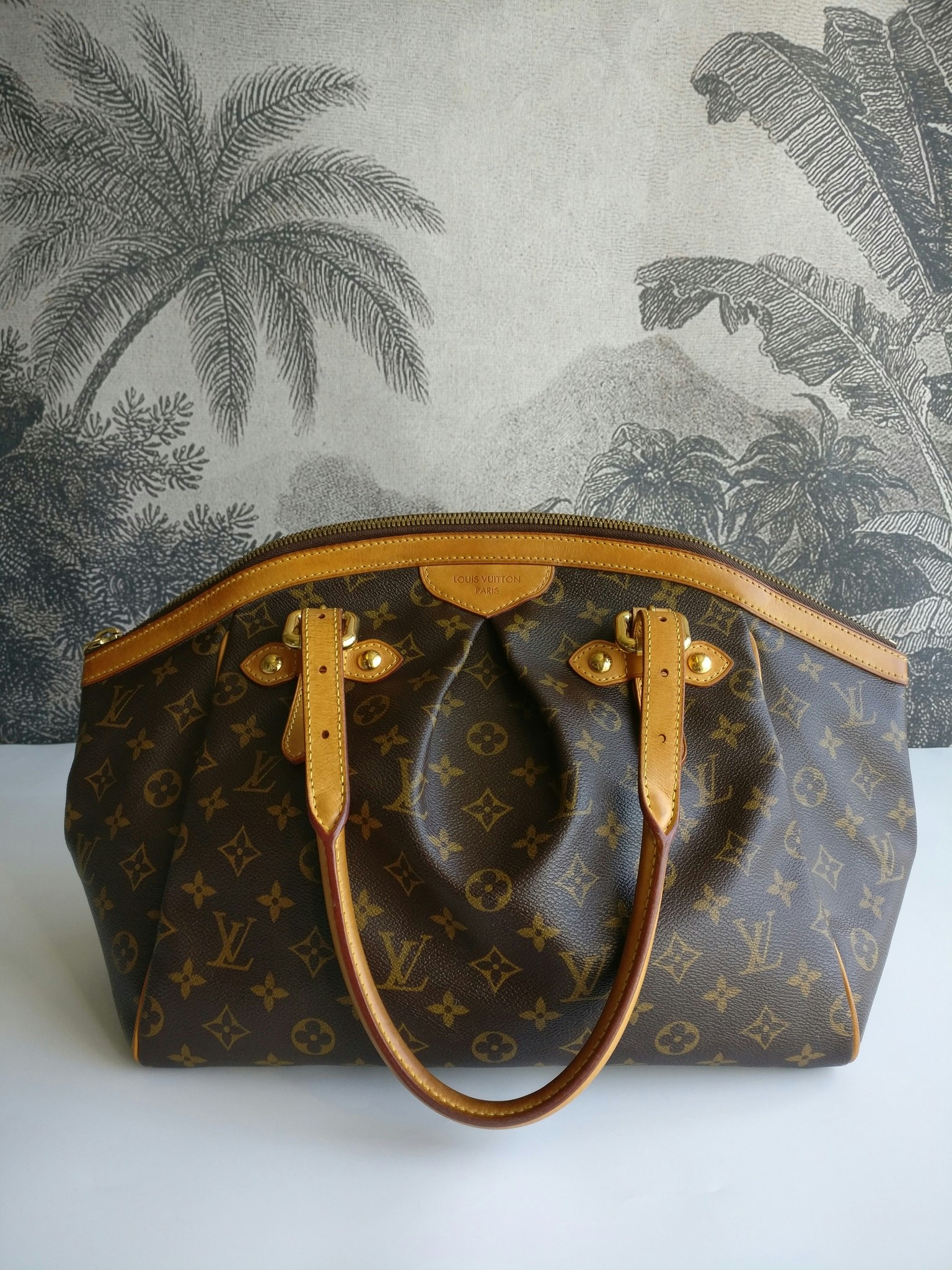 Louis Vuitton Tivoli GM