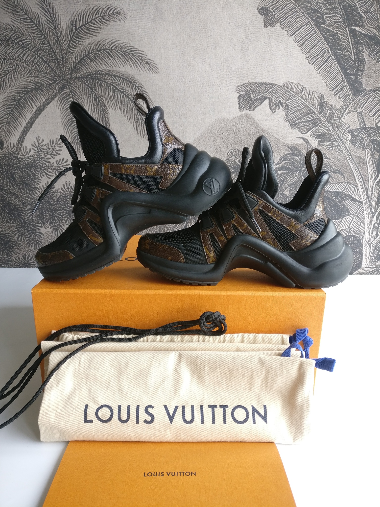 Louis Vuitton Archlight trainer