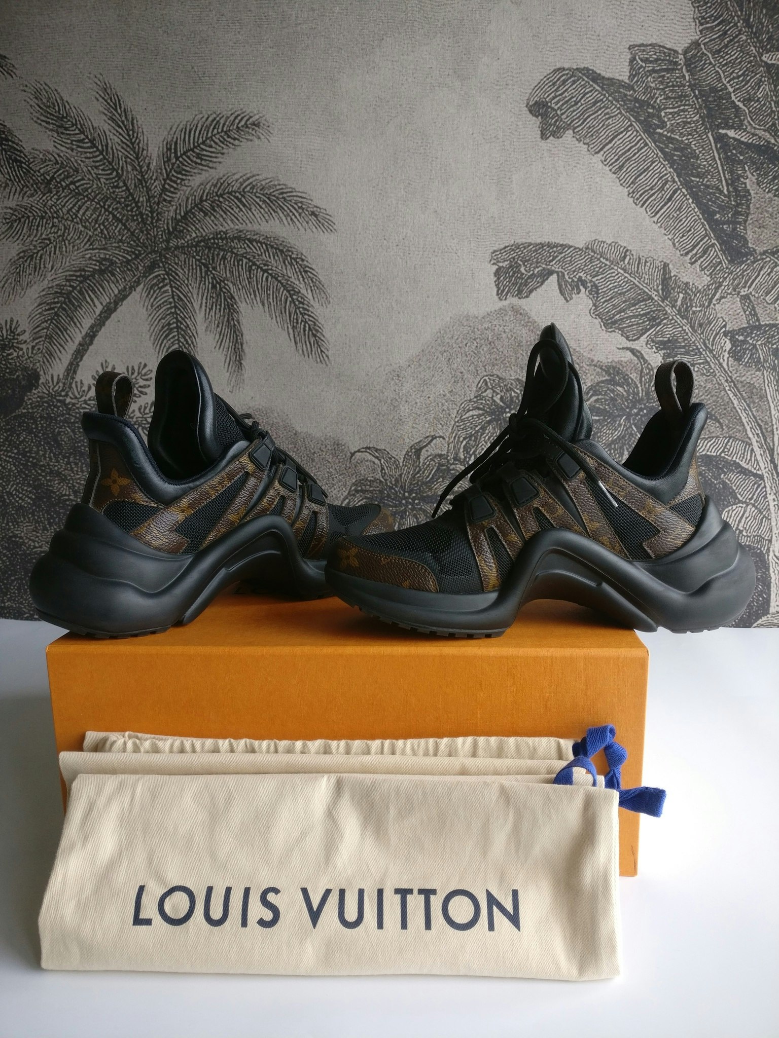 Louis Vuitton Archlight trainer