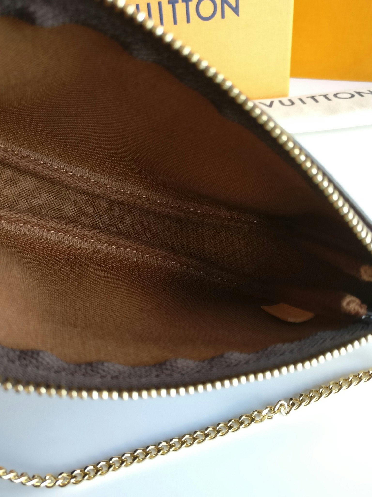 LV mini Pochette accessoires chain bag 💼🤎💛🤍