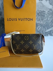 Louis Vuitton Mini Pochette Accessoires