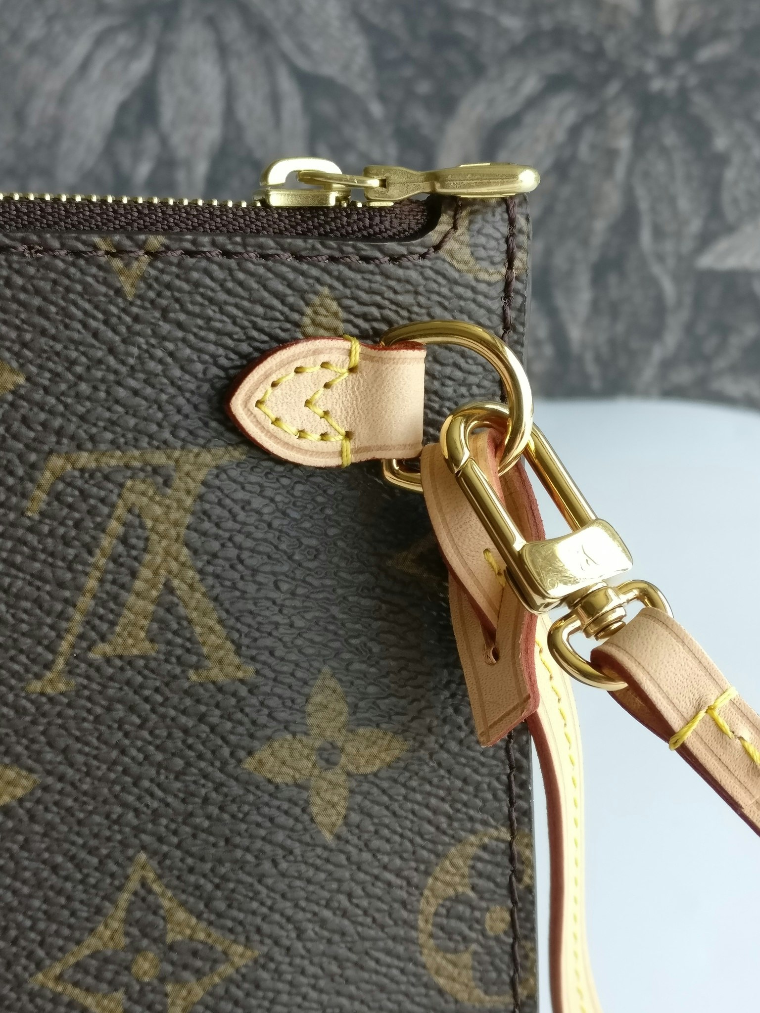 Louis Vuitton Neverfull MM/GM pochette