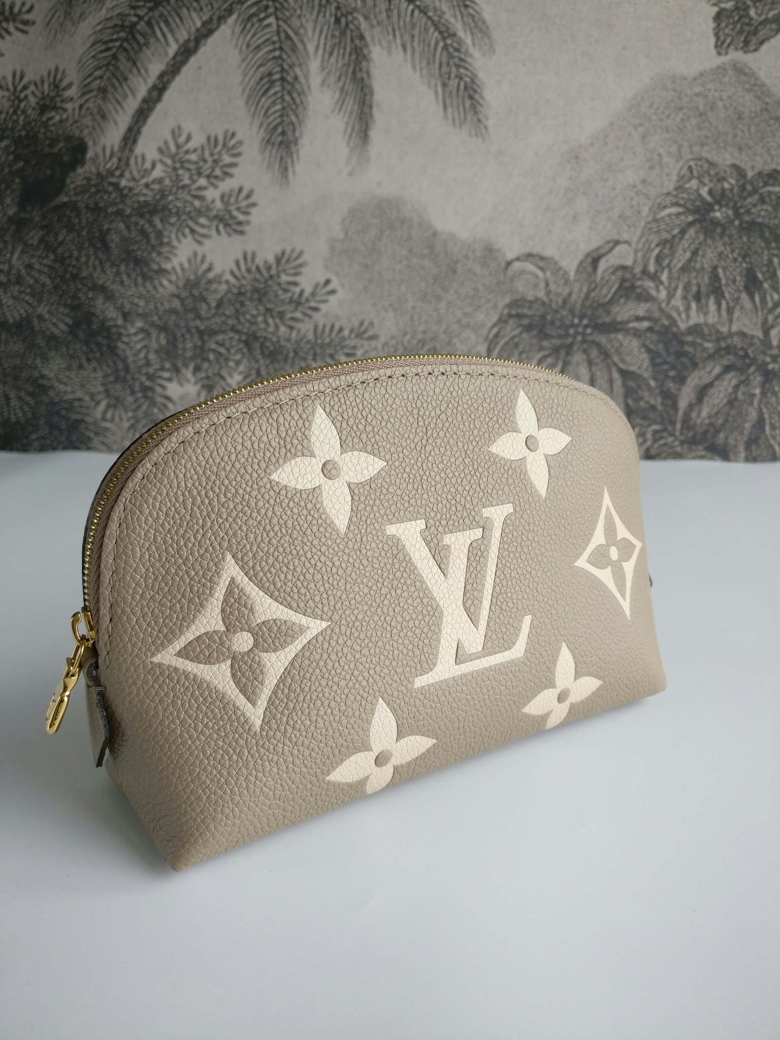 Louis Vuitton Pochette Cosmetique PM