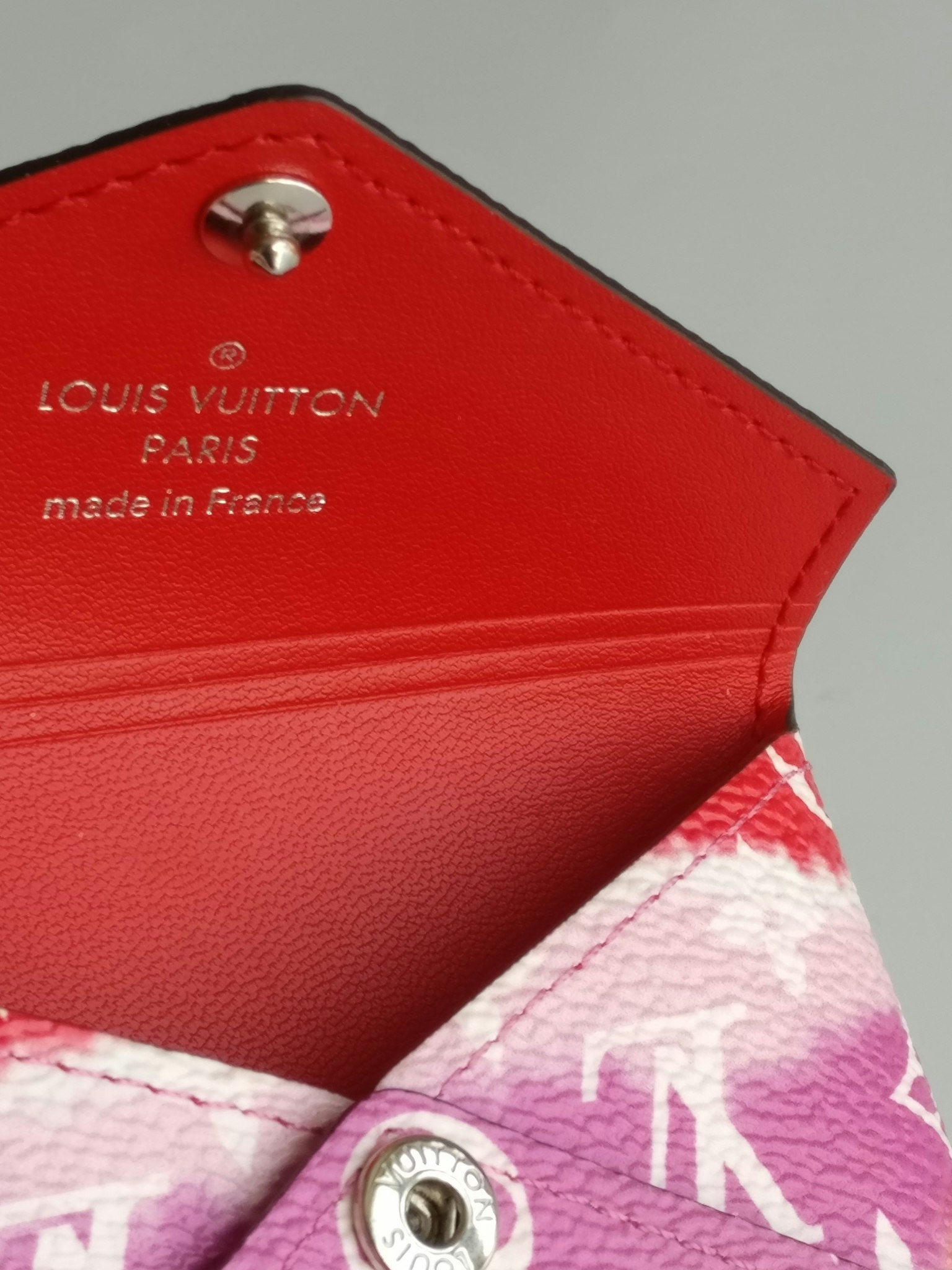 Louis Vuitton - Limited Edition Escale Kirigami — Lia & Phie Luxury