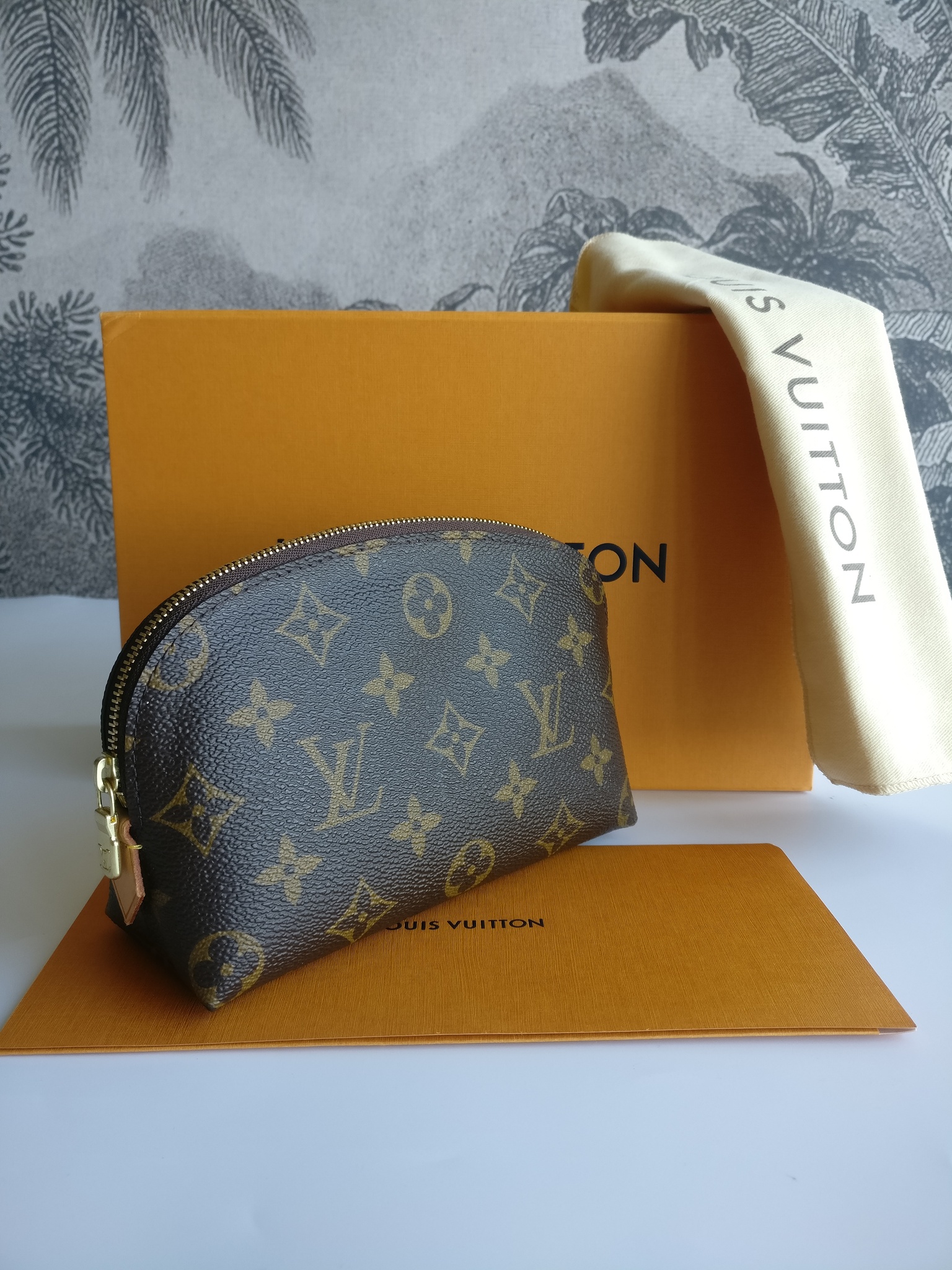 Cosmetic pouch into a mini purse hack Love It or hate It Smart or  r Louisvuitton