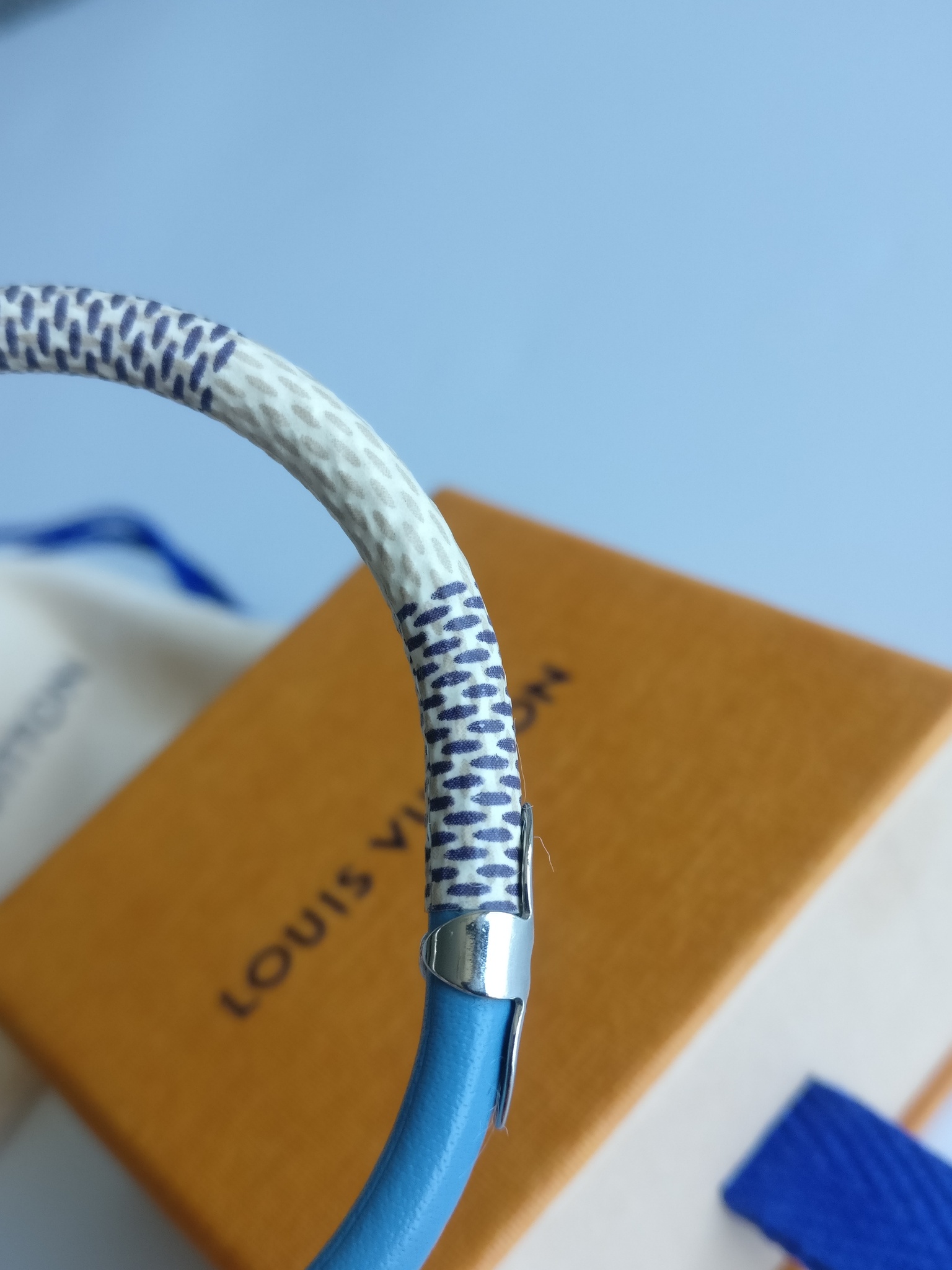 Louis Vuitton Keep It Bracelet Damier Azur White/Blue