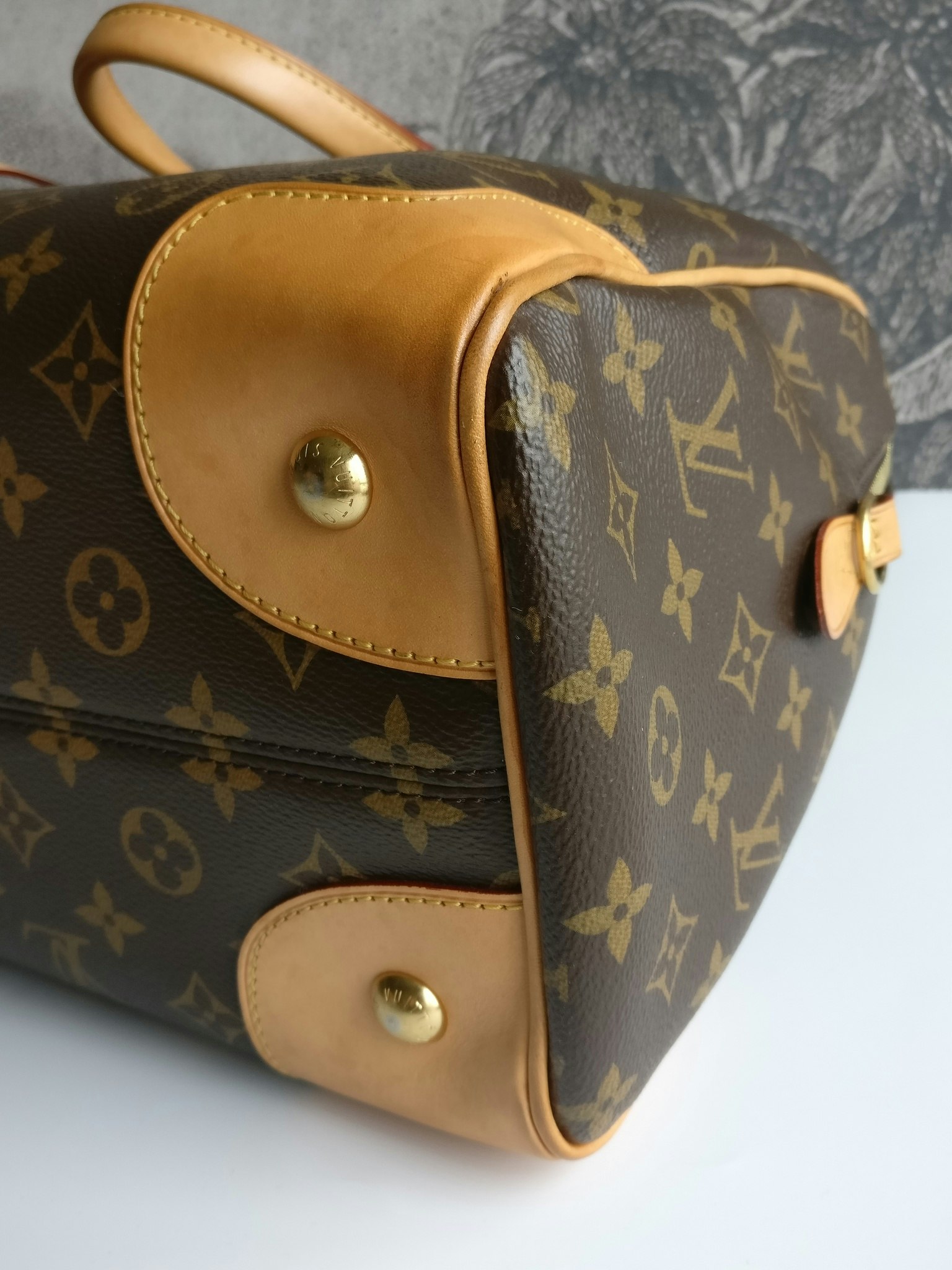 Louis Vuitton Retiro 2 Way