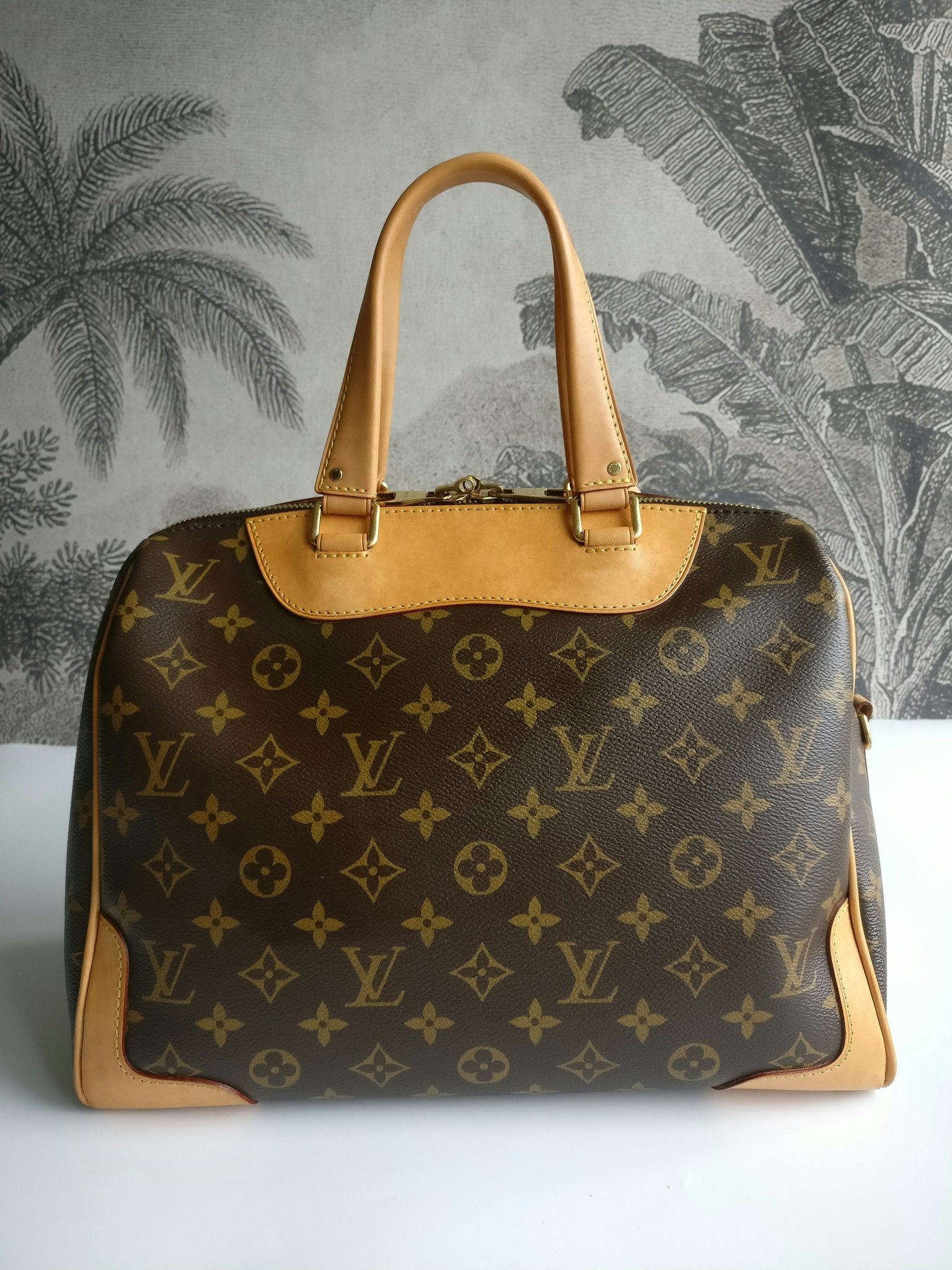 Louis Vuitton Retiro 2 Way