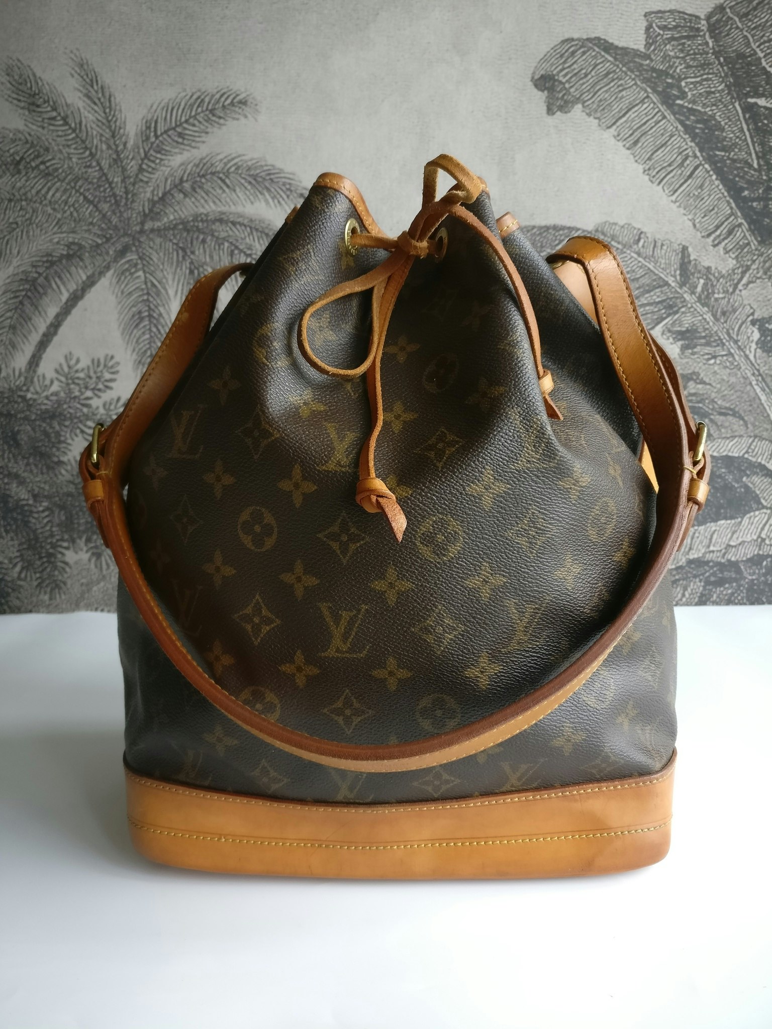 Noe Louis Vuitton Bag Noé GM Grande Monogram Brown Gold hardware Leather  Cotton ref.446973 - Joli Closet