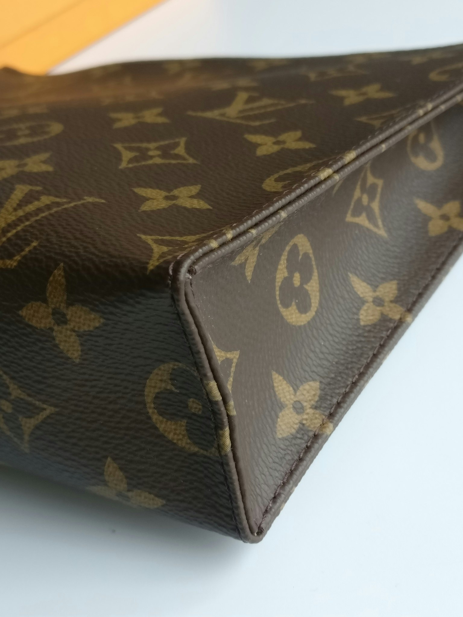 Louis Vuitton Toiletry Pouch 26