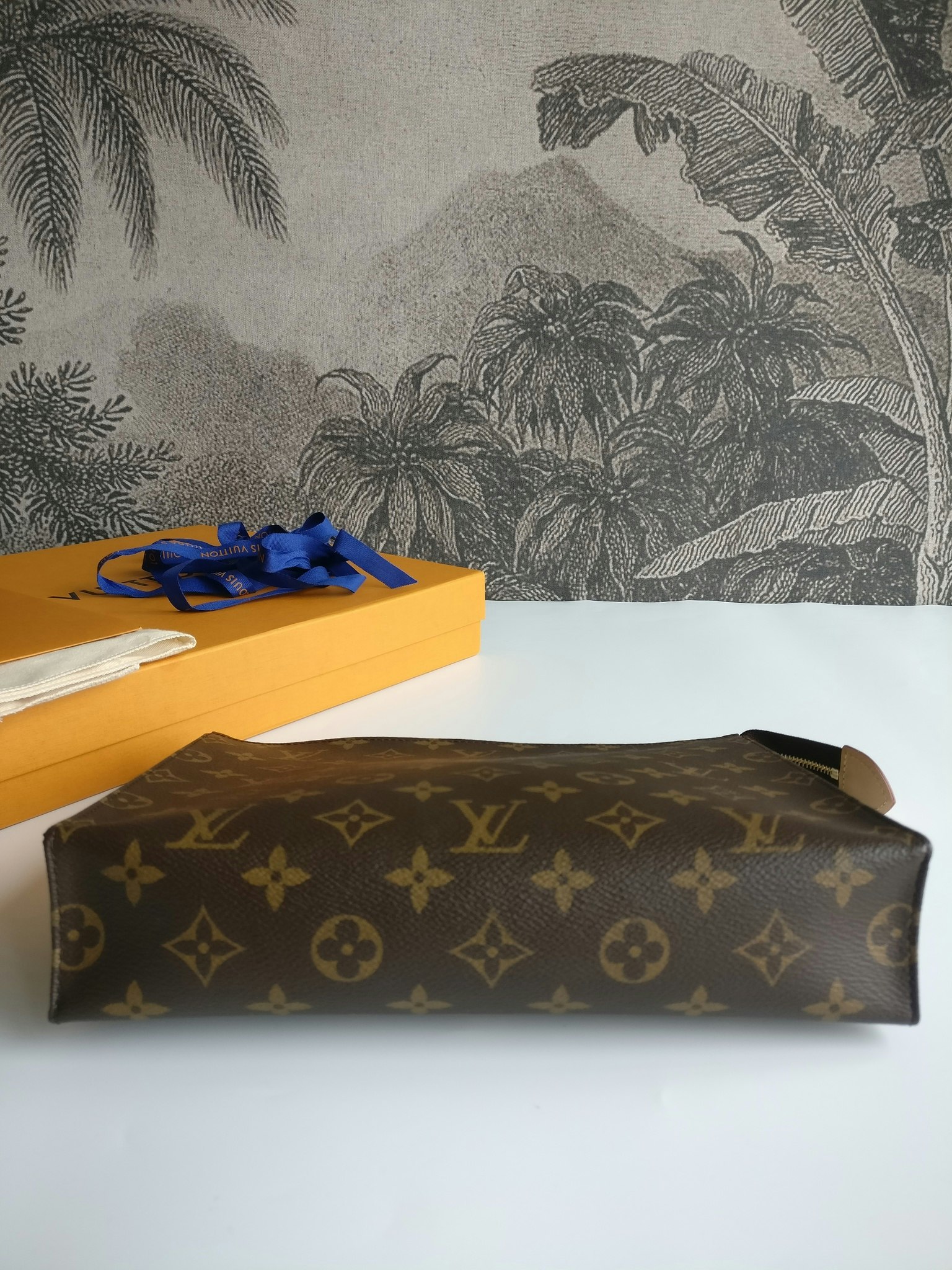 Louis Vuitton Toiletry Pouch 26