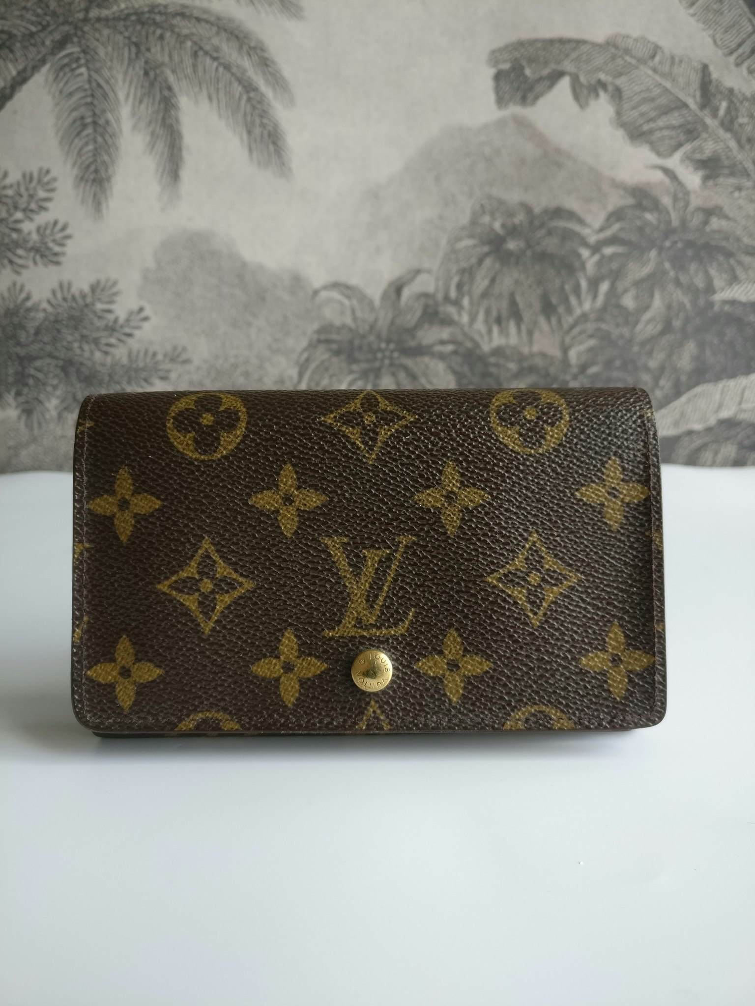 Louis Vuitton vintage Porte Monnaie Billet Tresor - Good or Bag