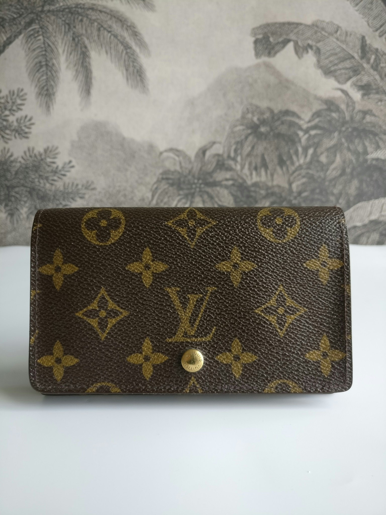 Louis Vuitton Vintage Louis Vuitton Porte Monnaie Tresor Monogram