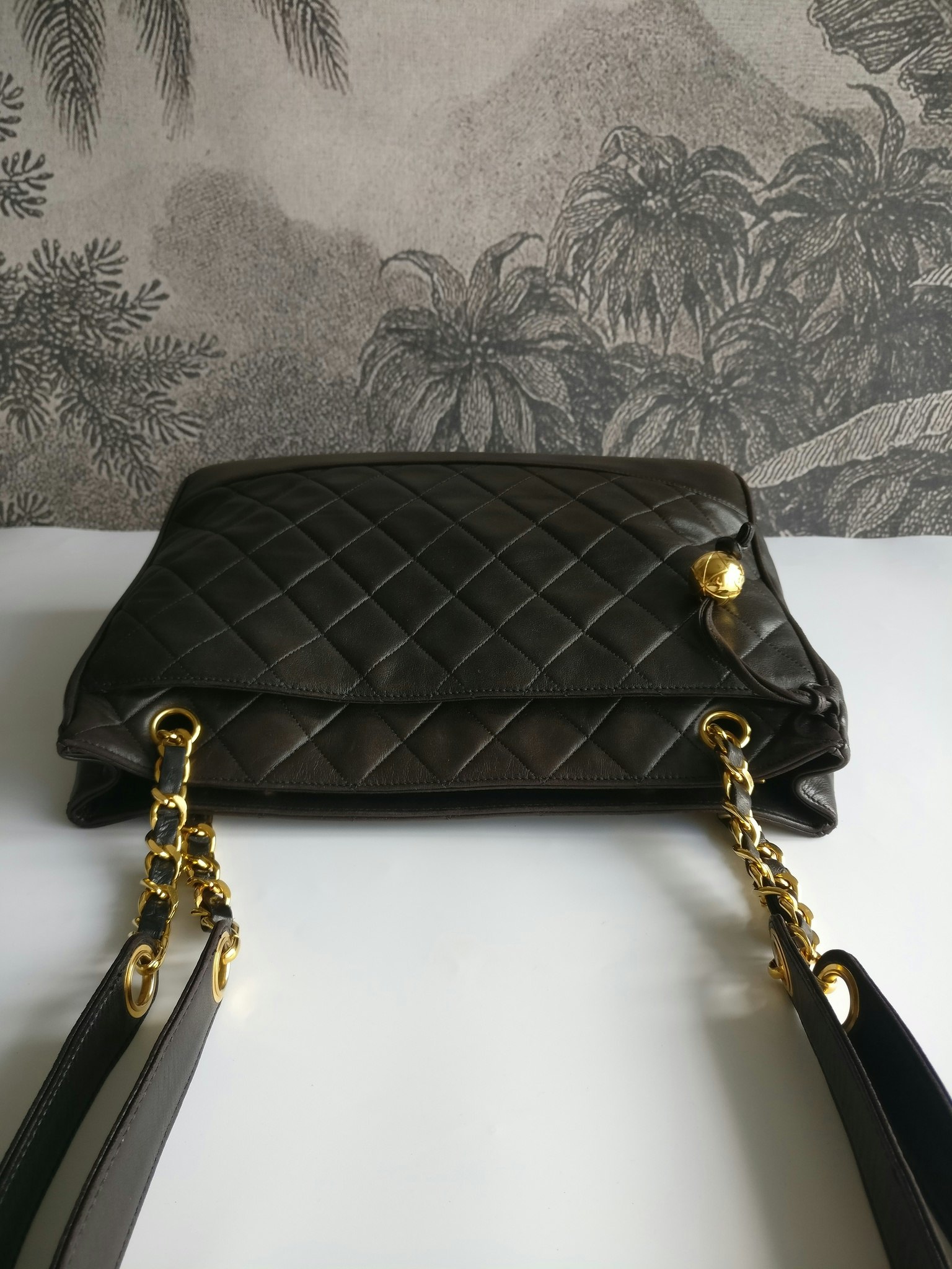 Chanel shopper quilted tote black lambskin - Good or Bag
