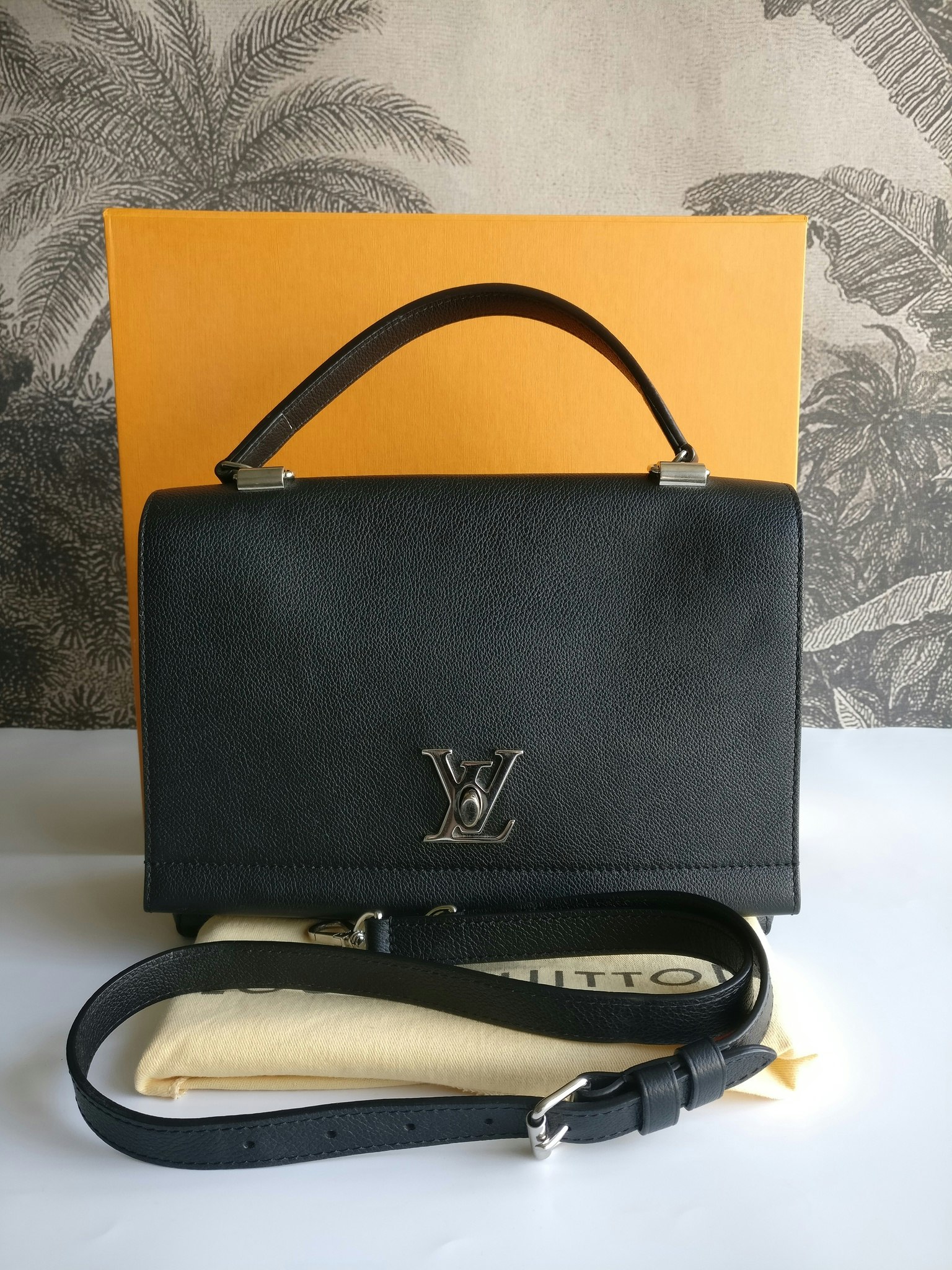 Louis Vuitton Lockme Ii Bb In Venus Noir