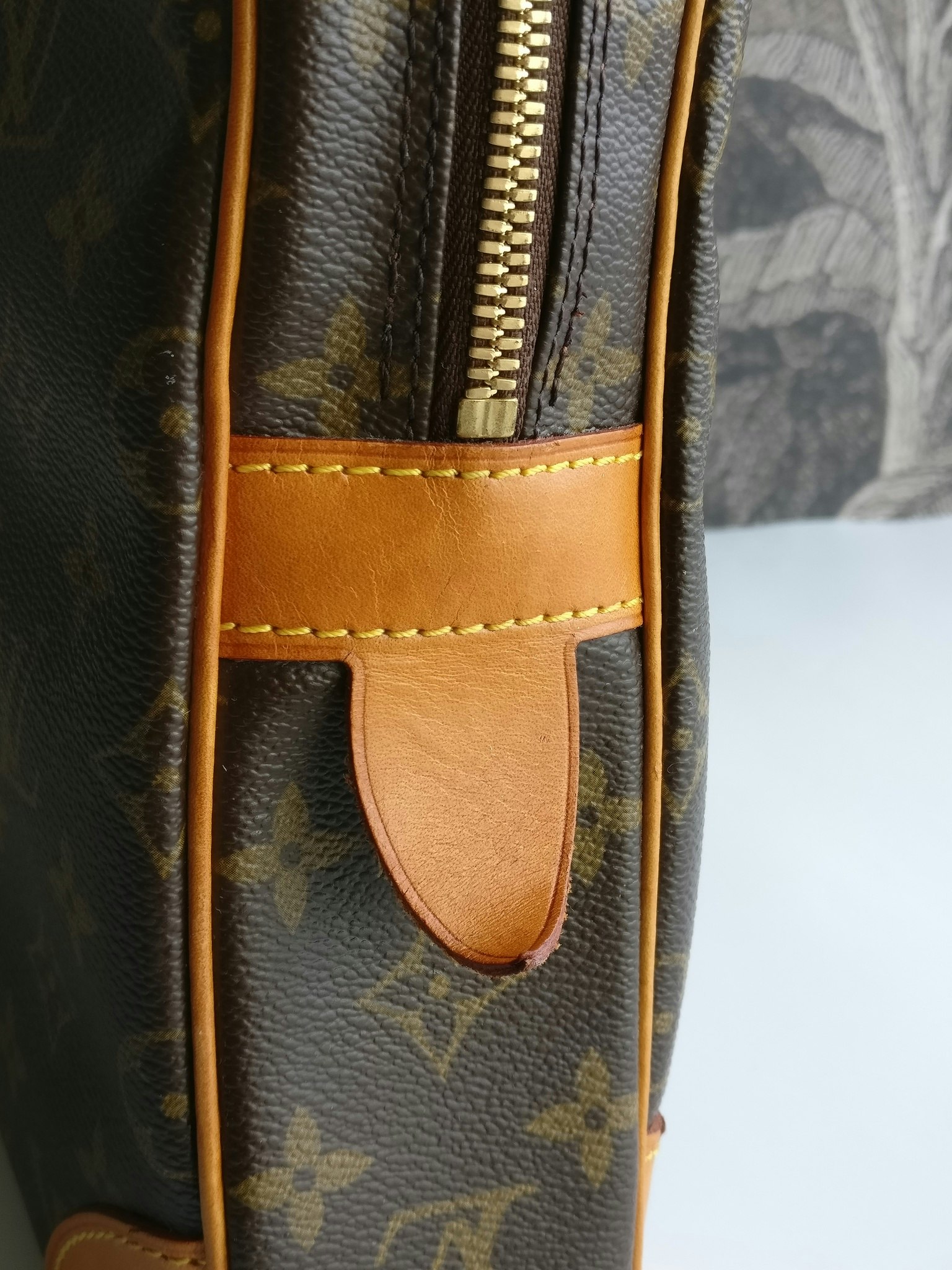 Louis Vuitton Porte Documents Monogram Canvas – l'Étoile de Saint Honoré