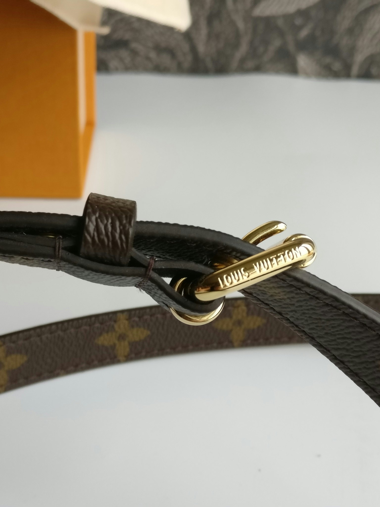 Louis Vuitton Pochette Metis