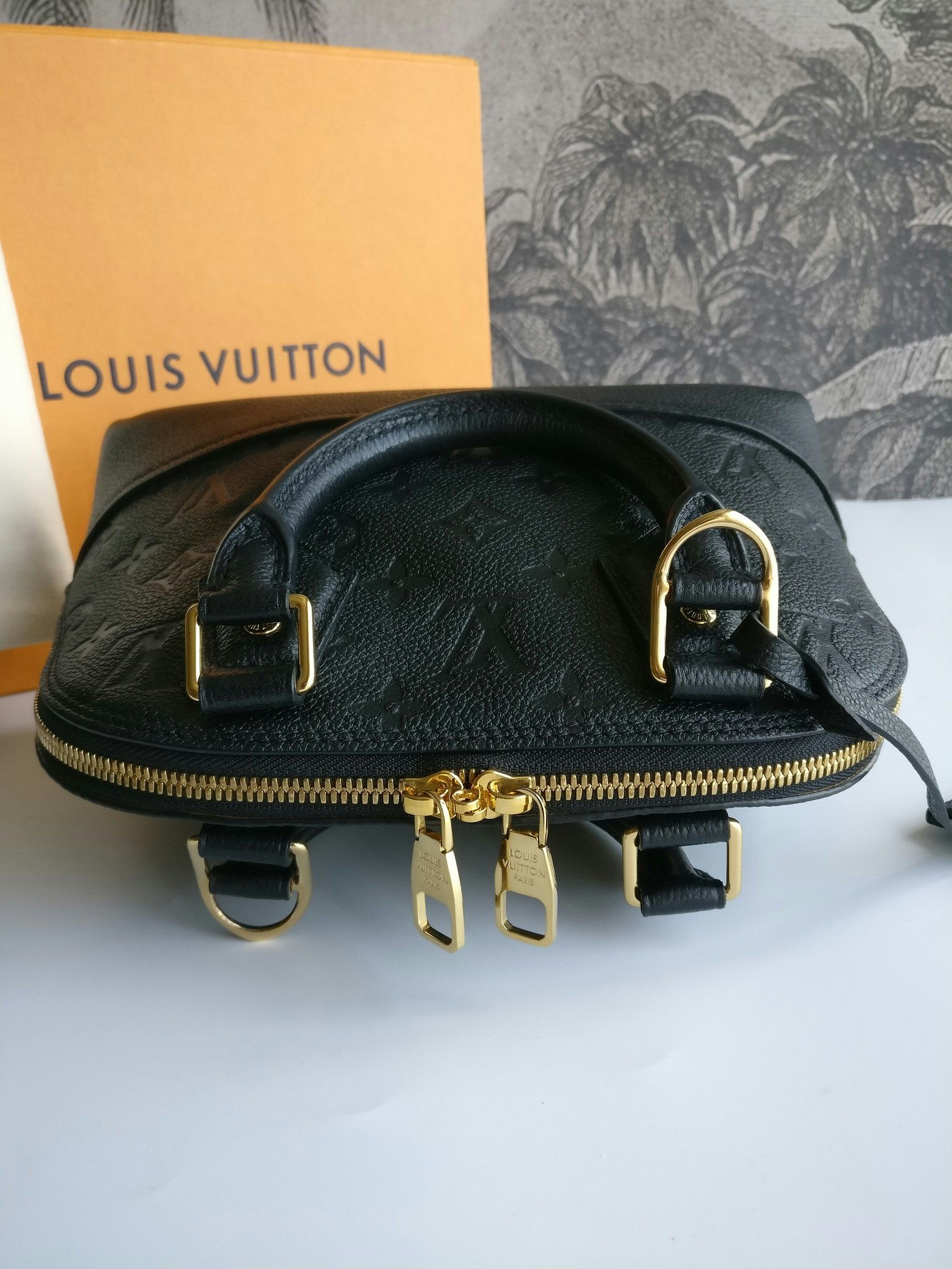 Louis Vuitton Neo Alma BB empreinte