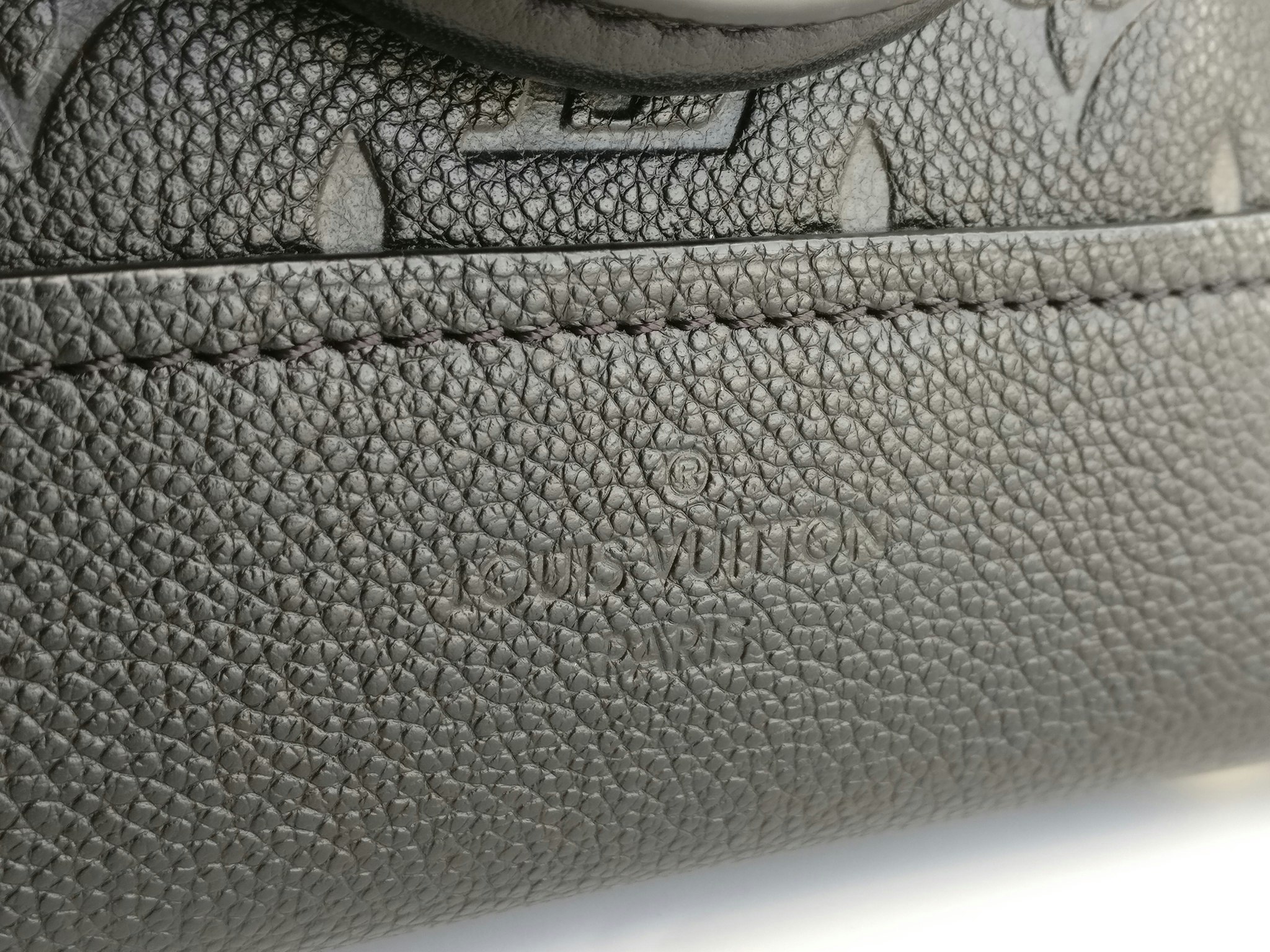 Louis Vuitton Neo Alma BB empreinte