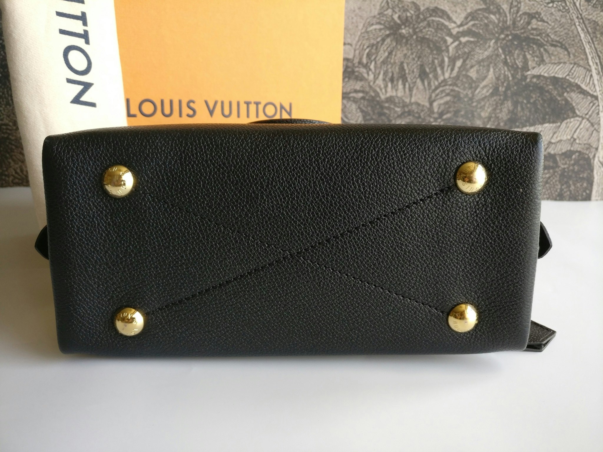 Louis Vuitton Neo Alma BB empreinte